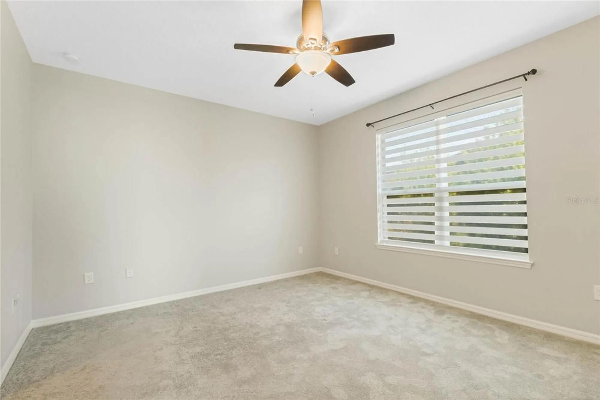 Property Slideshow image 12 of 44 | 308 vestrella dr, Kissimmee, FL, 34759