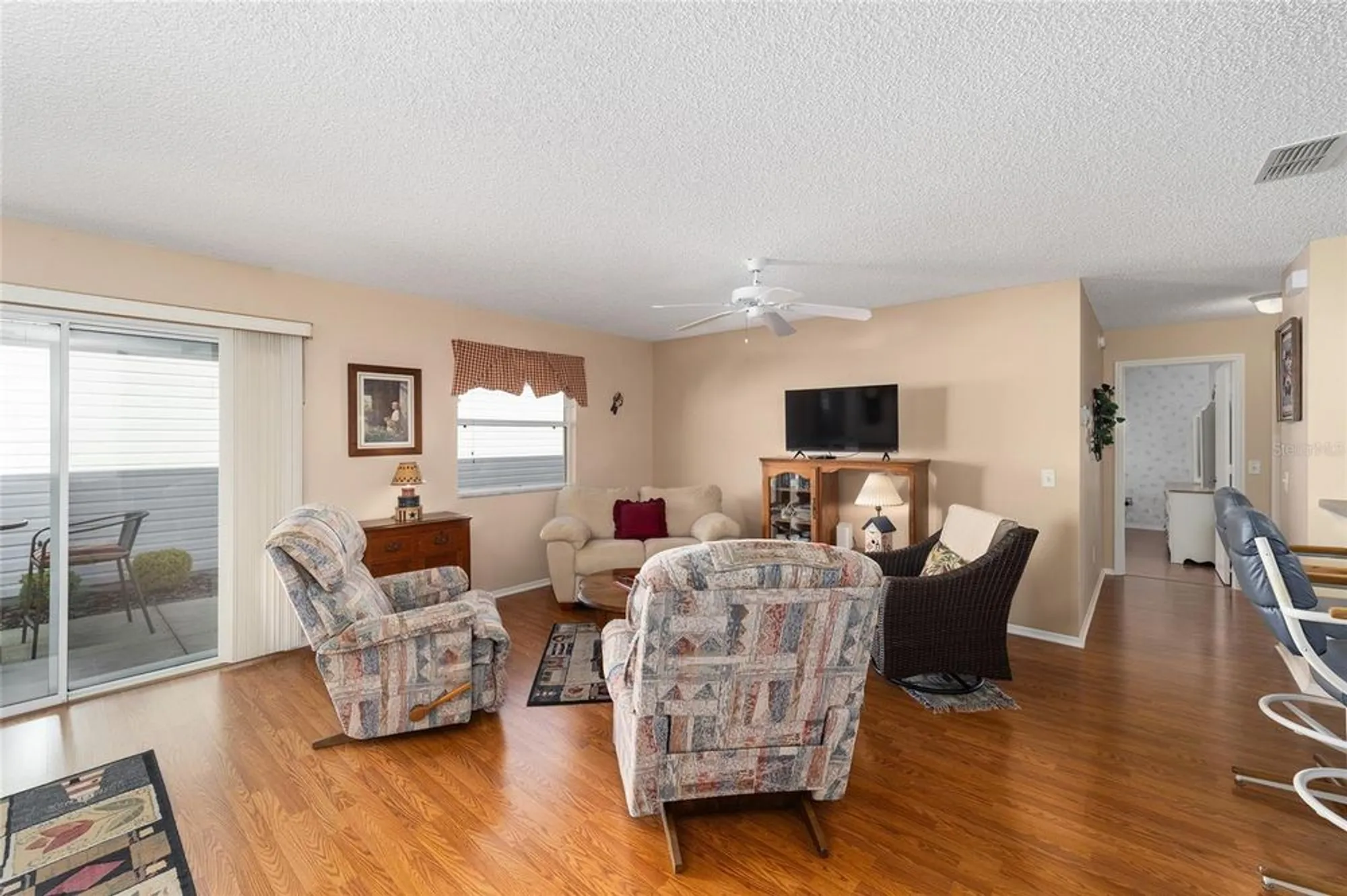 Property Slideshow image 15 of 36 | 2907 barboza dr, The Villages, FL, 32162