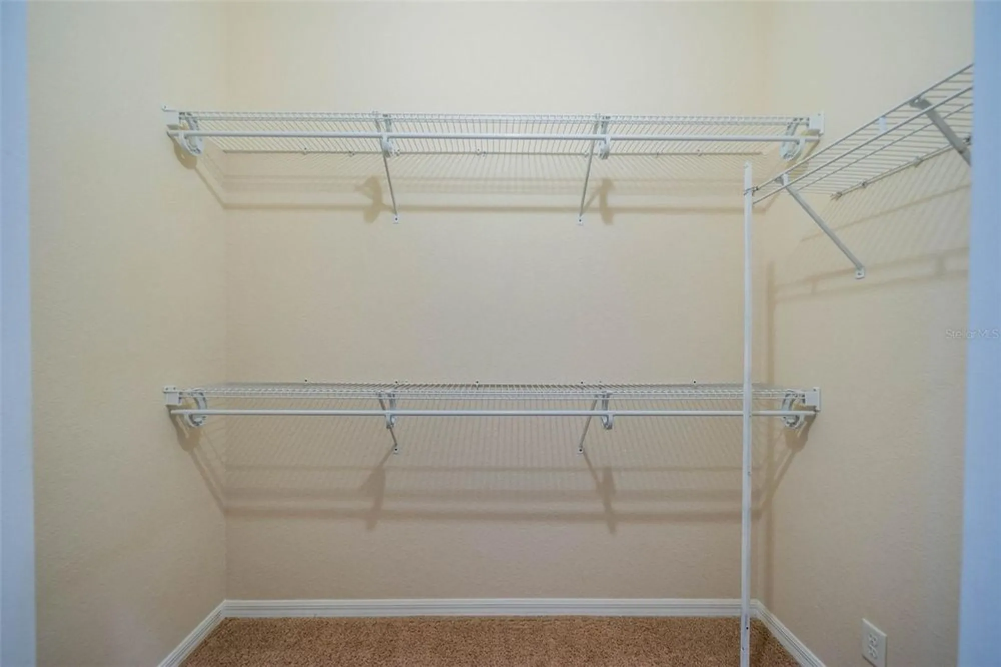 Property Slideshow image 46 of 60 | 445 noble faire dr, Sun City Center, FL, 33573