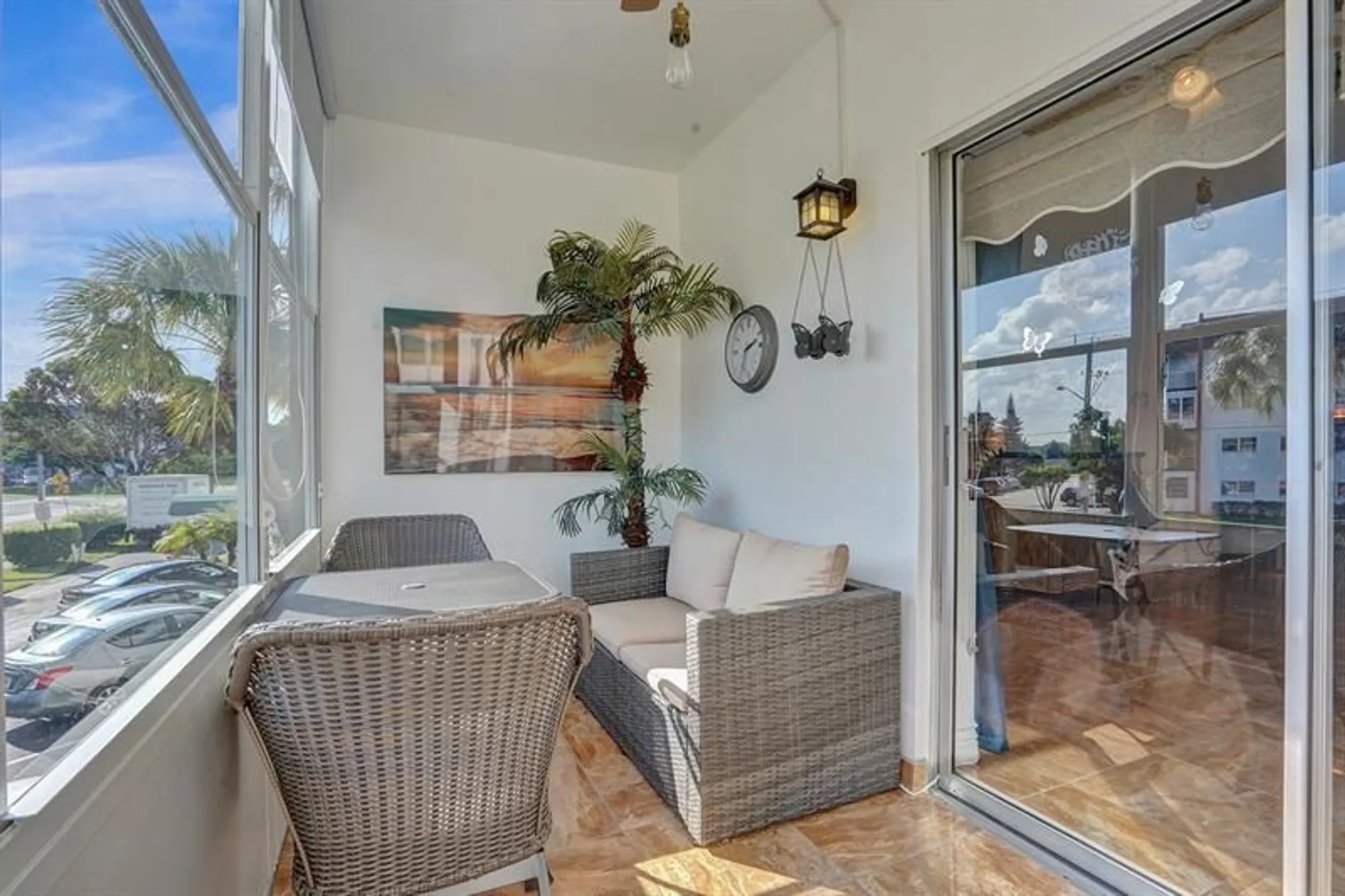 Property Slideshow image 13 of 36 | 4751 nw 21st st 202, Lauderhill, FL, 33313