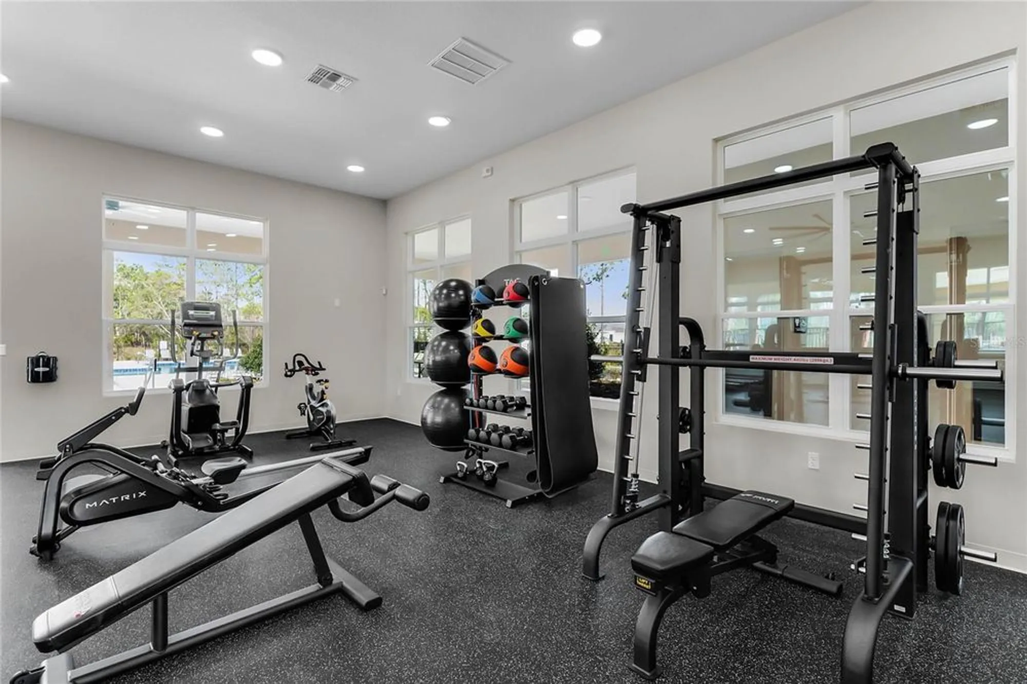 Property Slideshow image 14 of 47 | 3321 arch ave, Ormond Beach, FL, 32174
