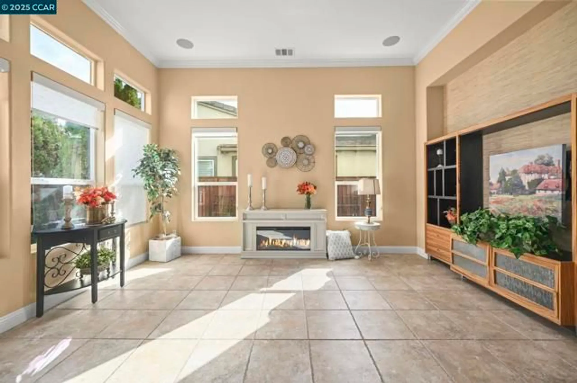 Property Slideshow image 11 of 57 | 1639 gamay ln, Brentwood, CA, 94513
