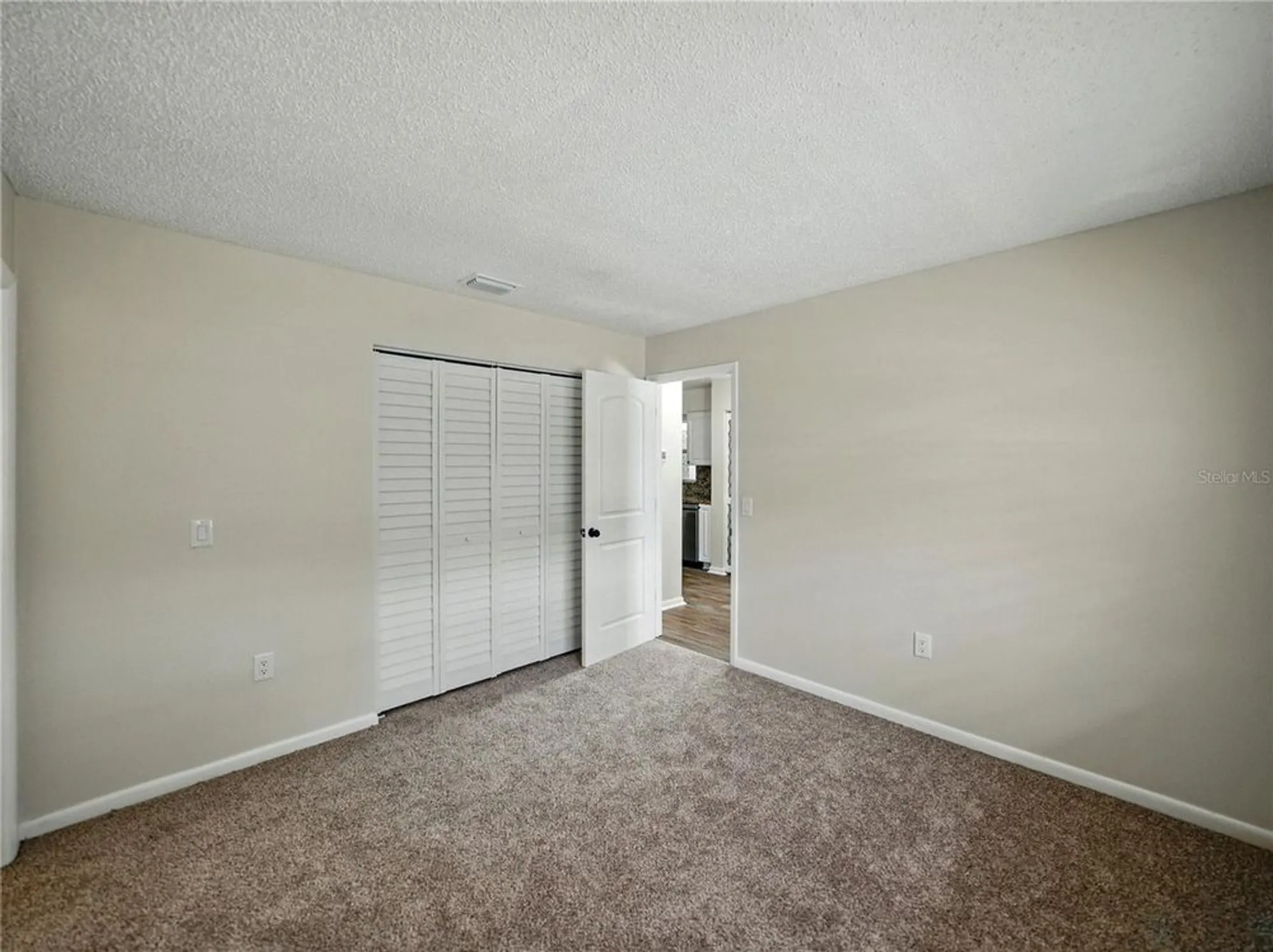 Property Slideshow image 31 of 55 | 4965 goldenview ln, Lakeland, FL, 33811