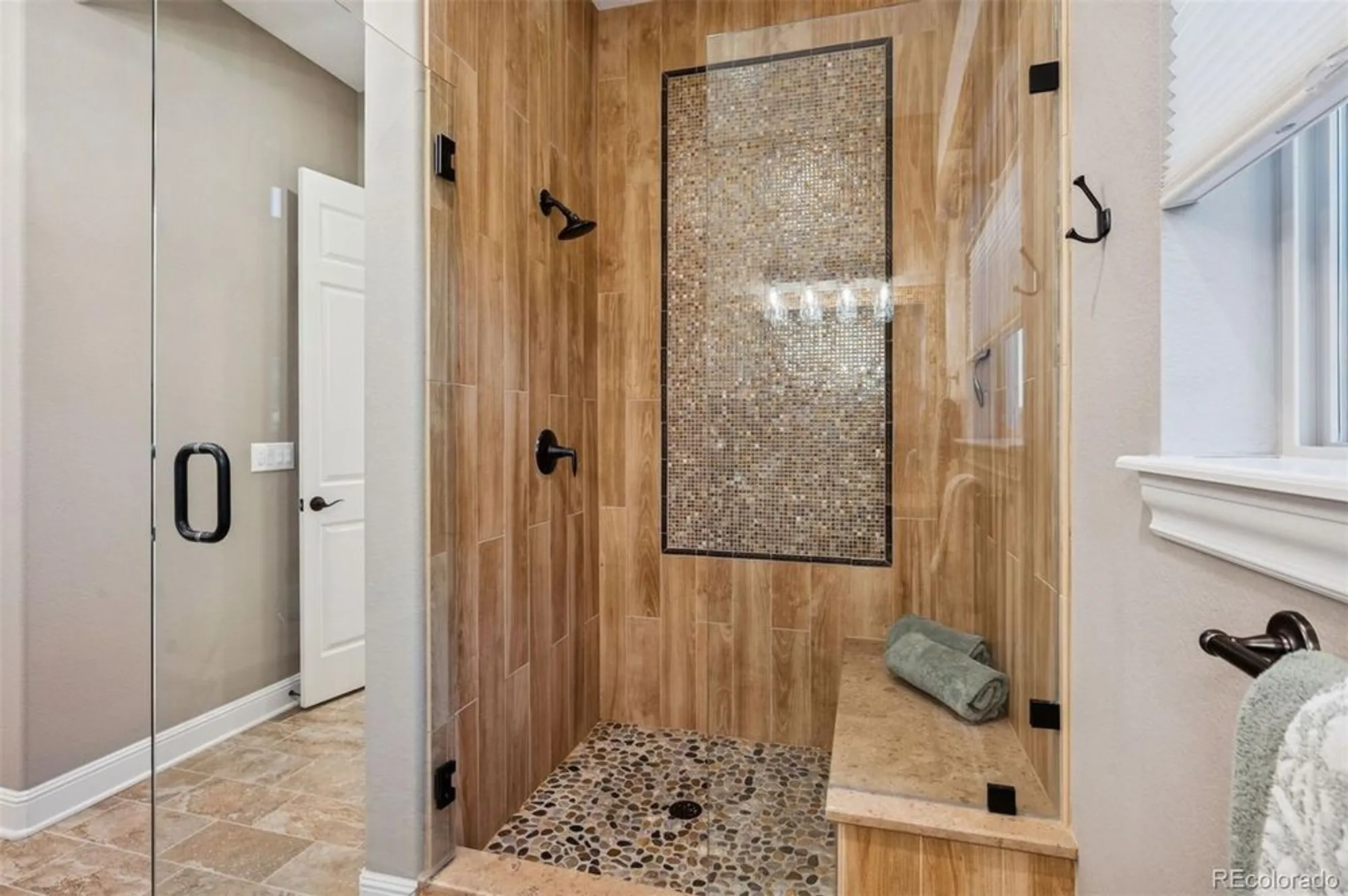 Property Slideshow image 27 of 48 | 8363 s winnipeg ct, Aurora, CO, 80016