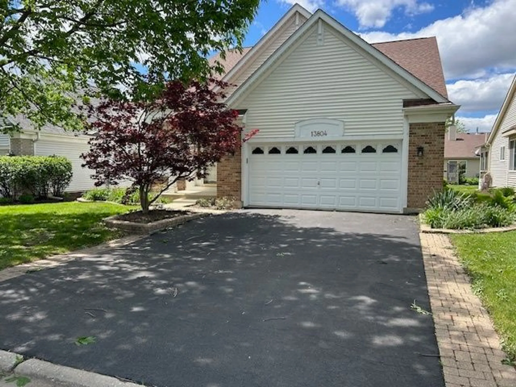 Property Slideshow image 3 of 67 | 13804 s ironwood dr, Plainfield, IL, 60544