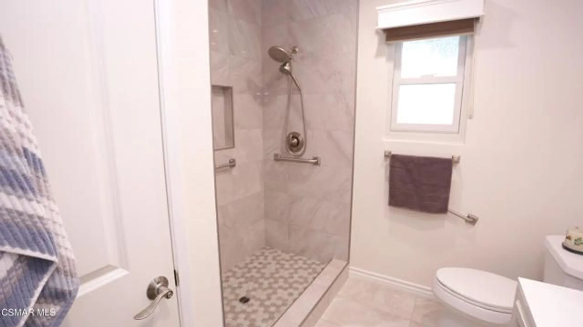 Property Slideshow image 18 of 35 | 35205 village 35, Camarillo, CA, 93012