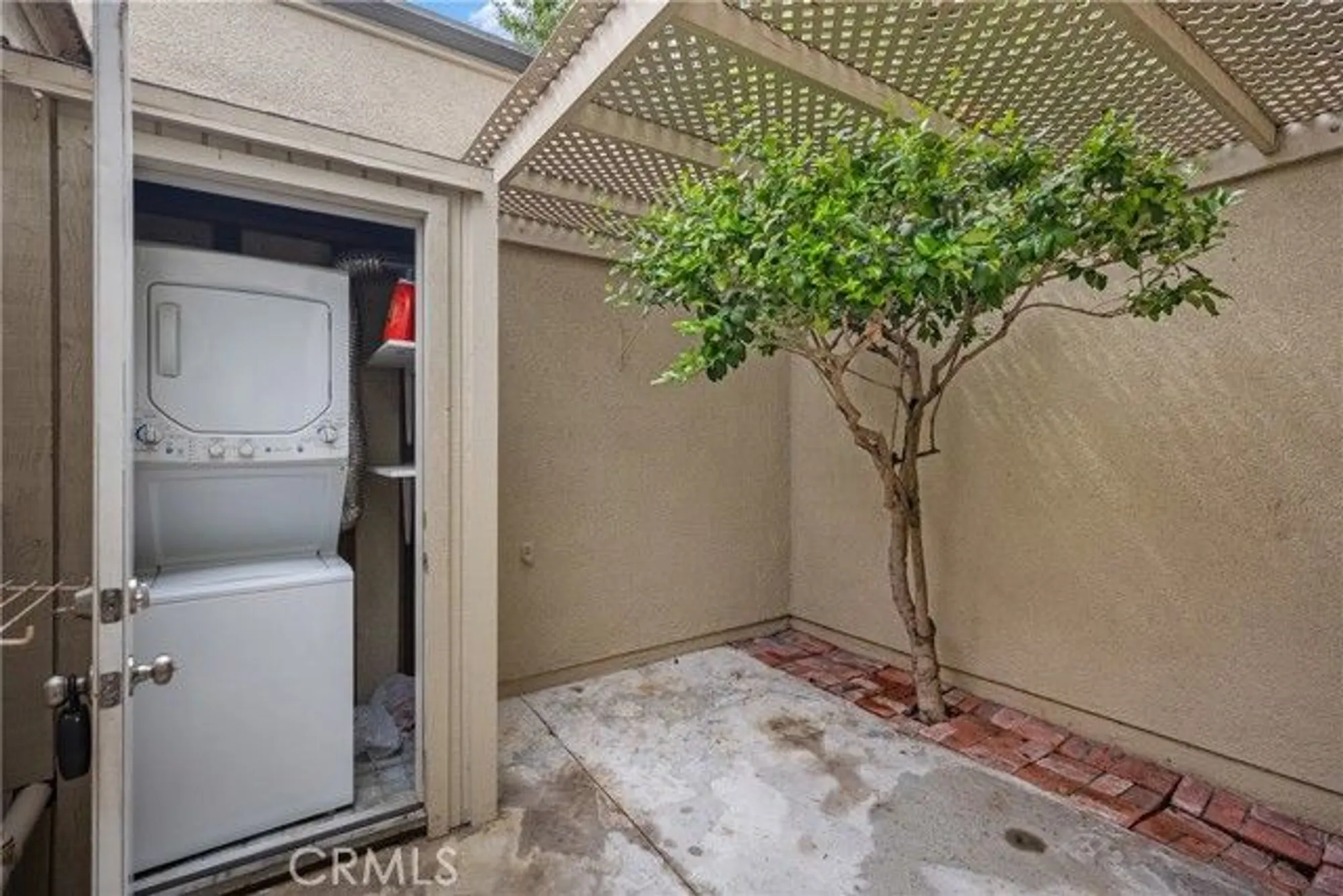 Property Slideshow image 19 of 51 | 111 via estrada d, Laguna Woods, CA, 92637