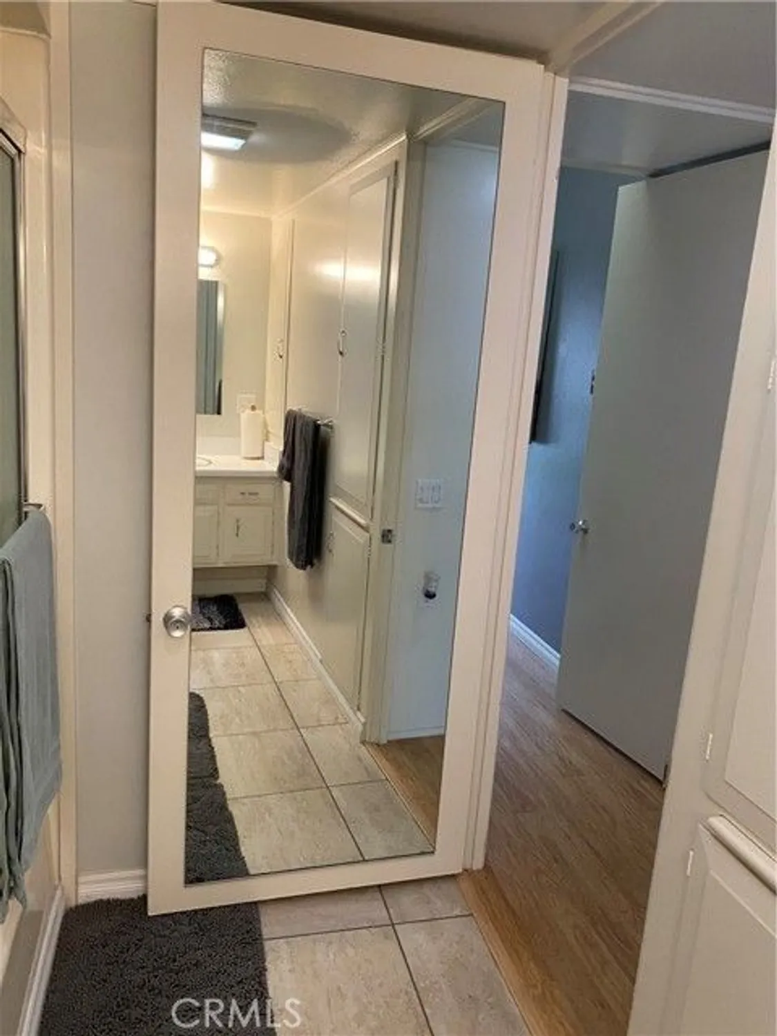 Property Slideshow image 18 of 27 | 13160 nassau dr apt 211h, Seal Beach, CA, 90740