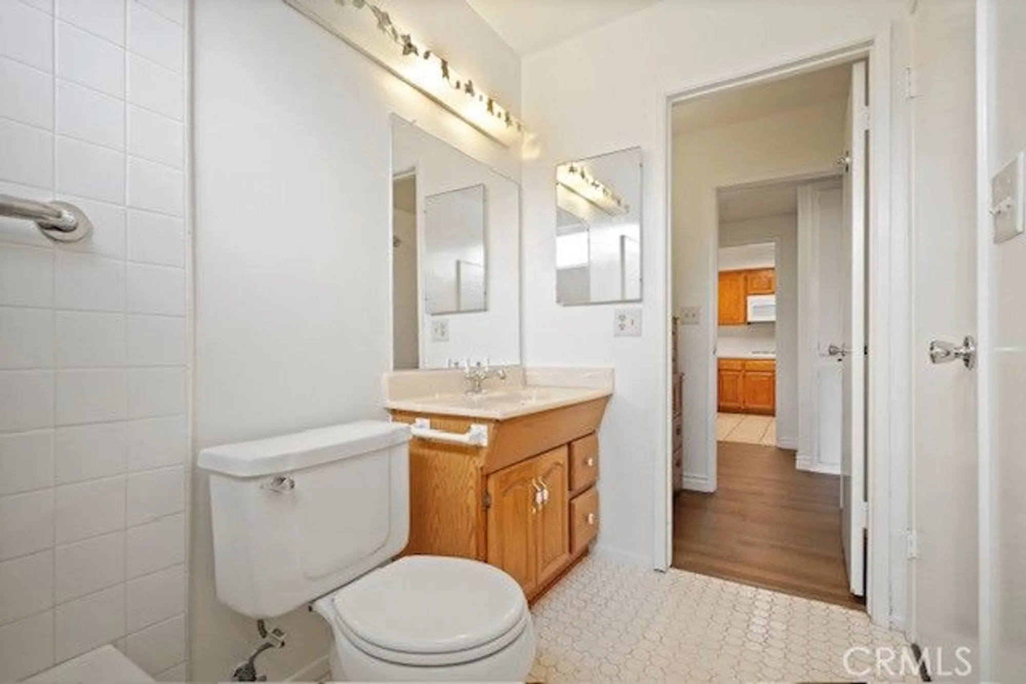 Property Slideshow image 11 of 22 | 19324 flowers ct, Newhall, CA, 91321