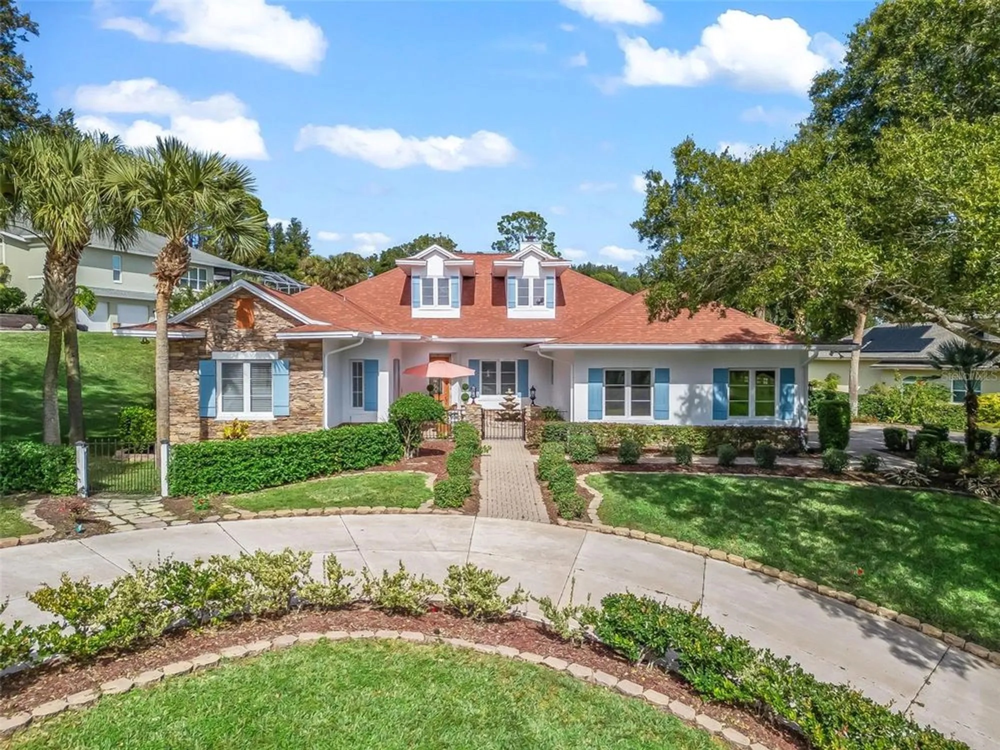 Property Slideshow image 1 of 52 | 39023 griffin lndg, Lady Lake, FL, 32159