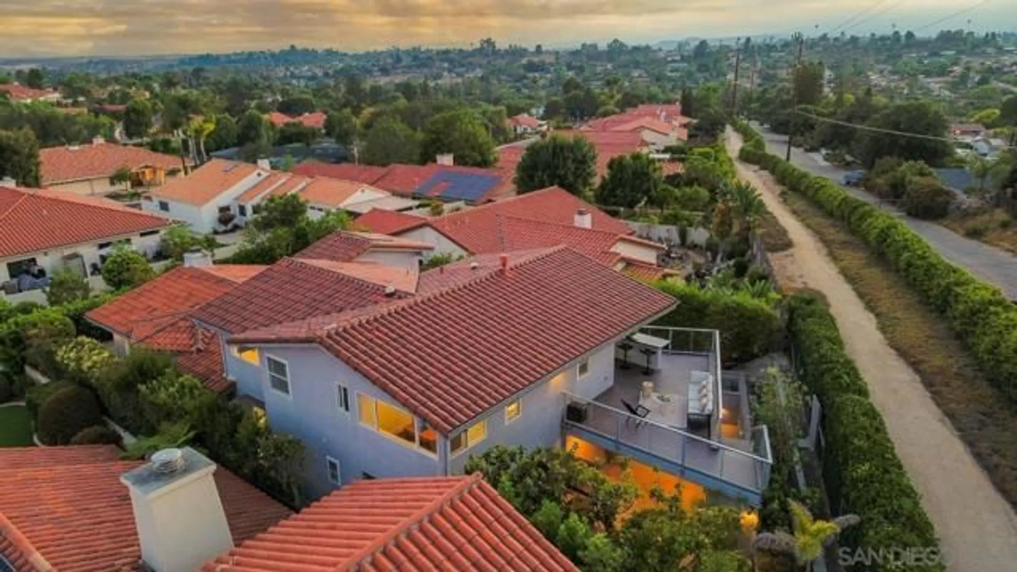 Property Slideshow image 69 of 70 | 907 ridge heights dr, Fallbrook, CA, 92028