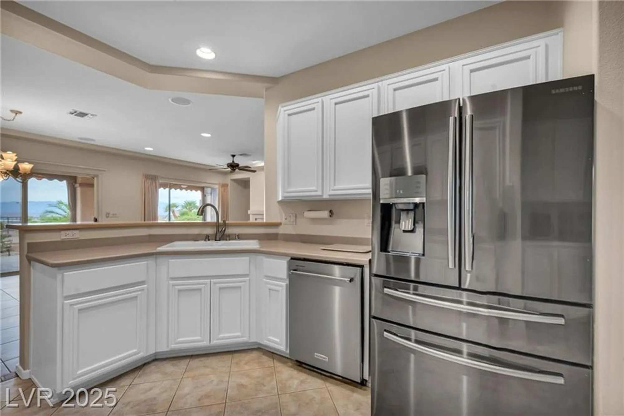 Property Slideshow image 18 of 41 | 2189 magnolia pond ct, Henderson, NV, 89052
