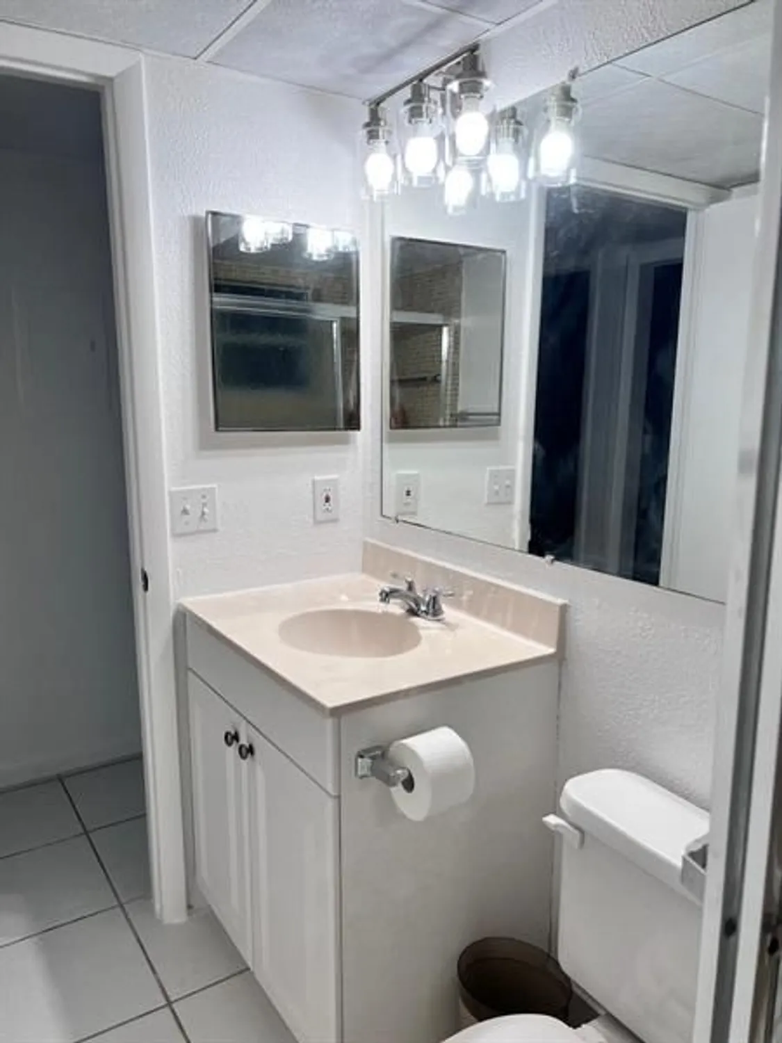 Property Slideshow image 20 of 32 | 740 burgundy 740, Delray Beach, FL, 33484