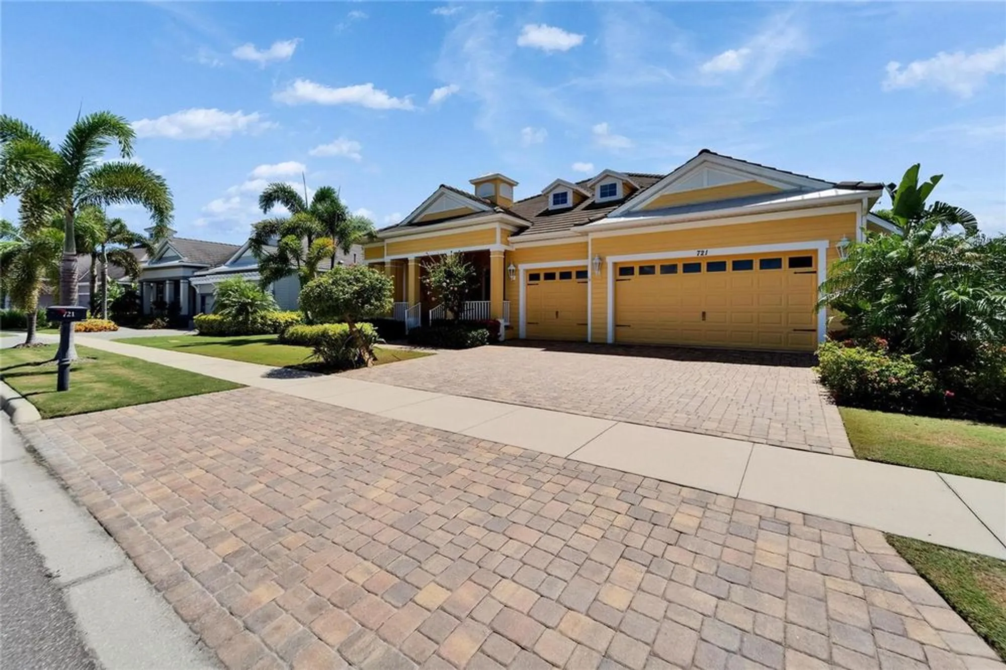 Property Slideshow image 5 of 80 | 721 manns harbor dr, Apollo Beach, FL, 33572