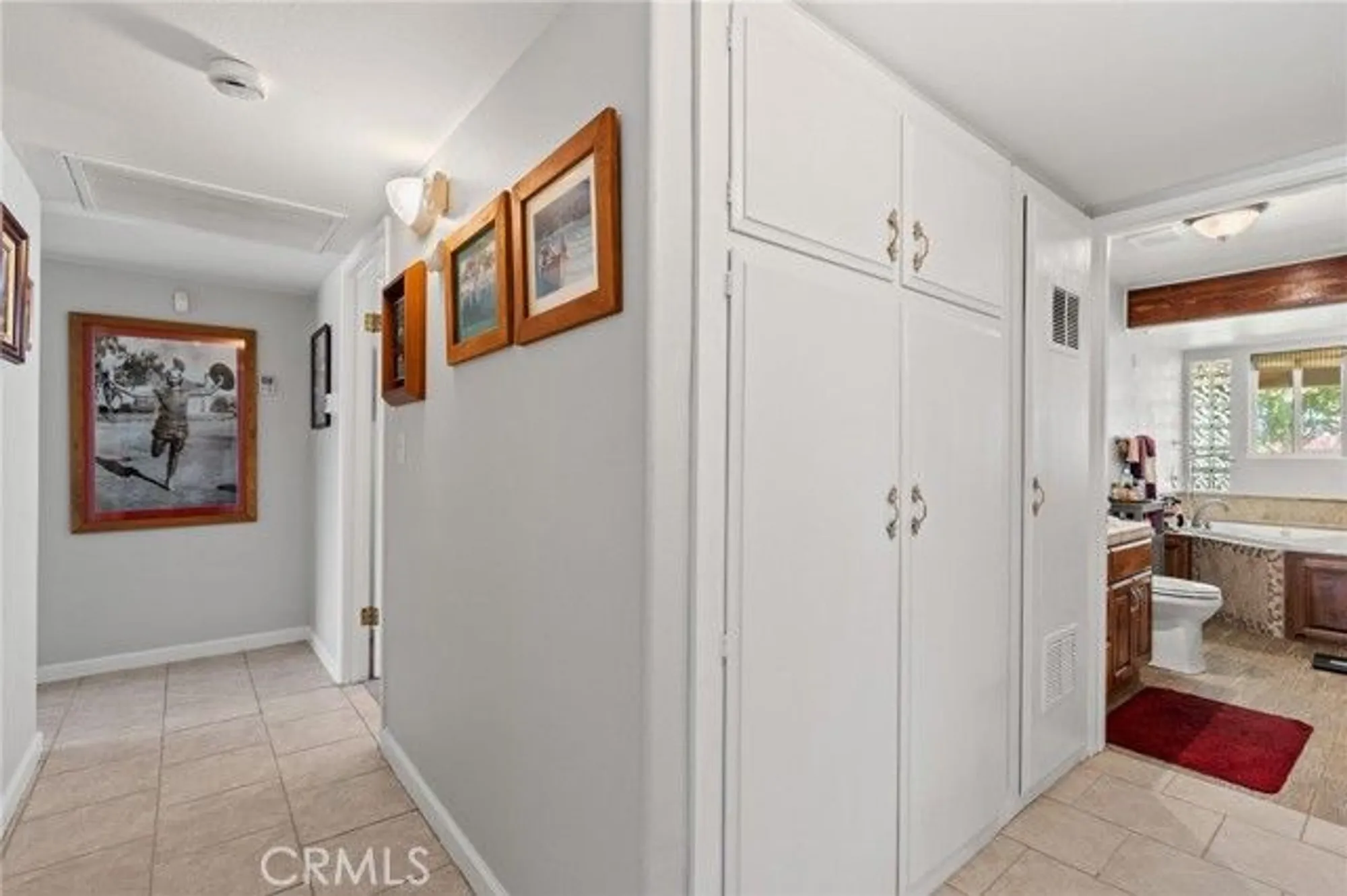 Property Slideshow image 26 of 48 | 704 river oaks dr, Bakersfield, CA, 93309