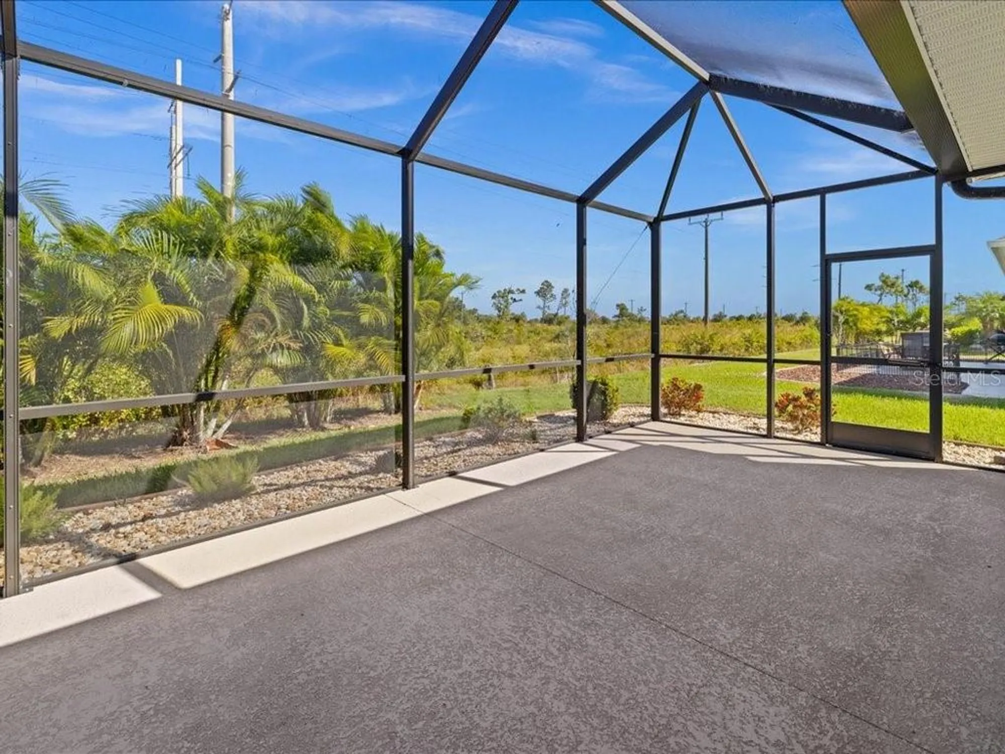 Property Slideshow image 39 of 47 | 552 box elder ct, Englewood, FL, 34223