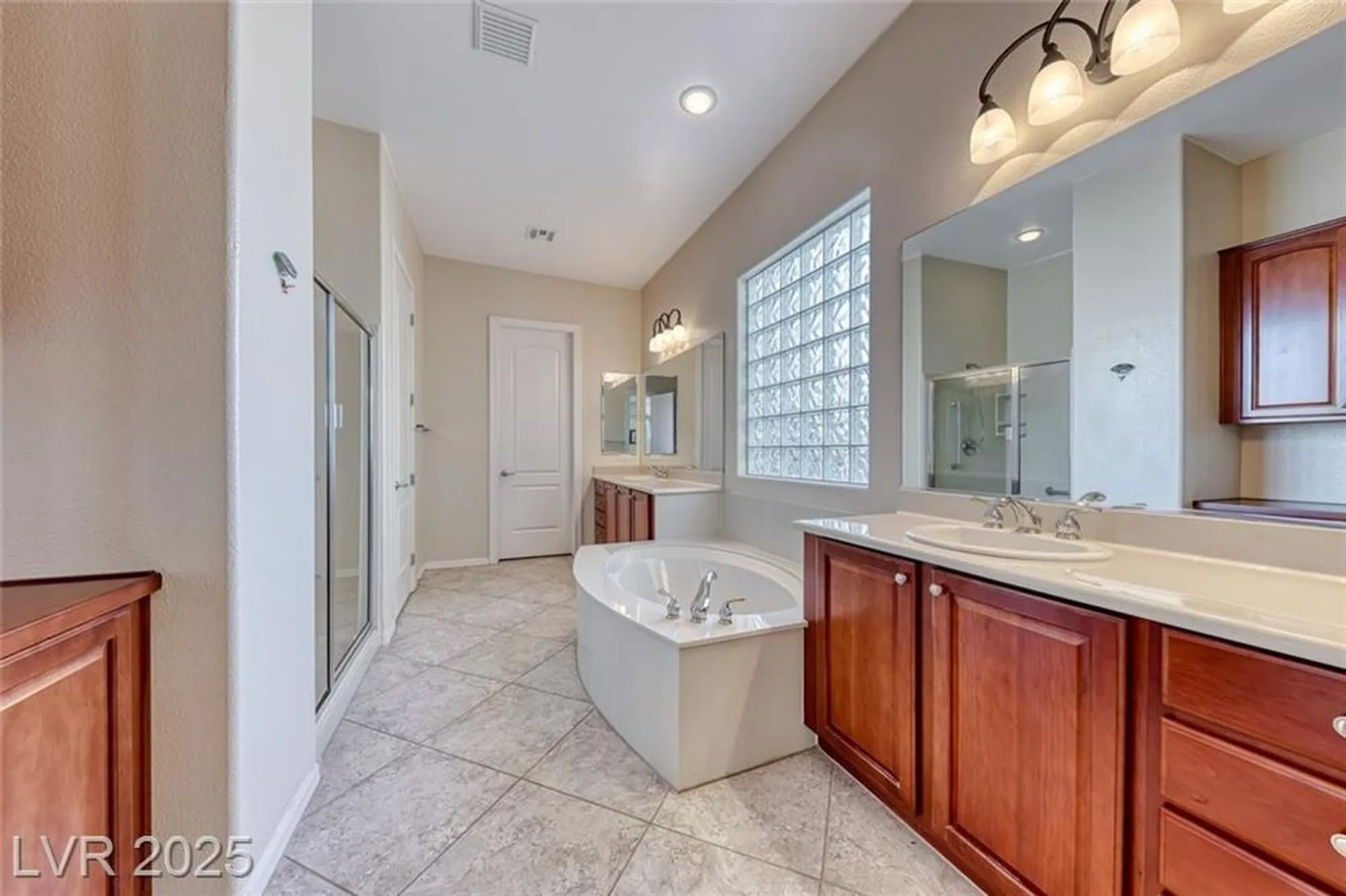 Property Slideshow image 38 of 68 | 2357 wisconsin dells dr, Henderson, NV, 89044