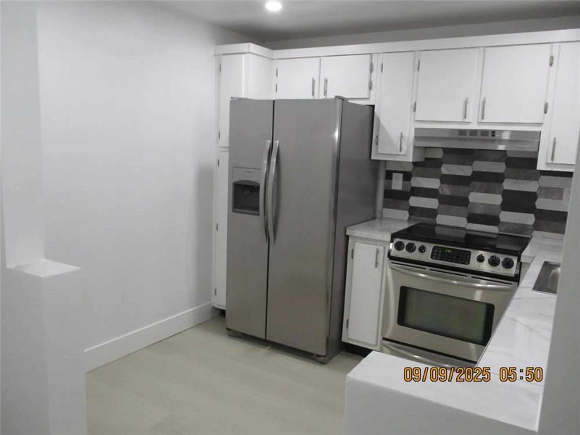 Property Slideshow image 6 of 29 | 7850 w mcnab rd 204, Tamarac, FL, 33321