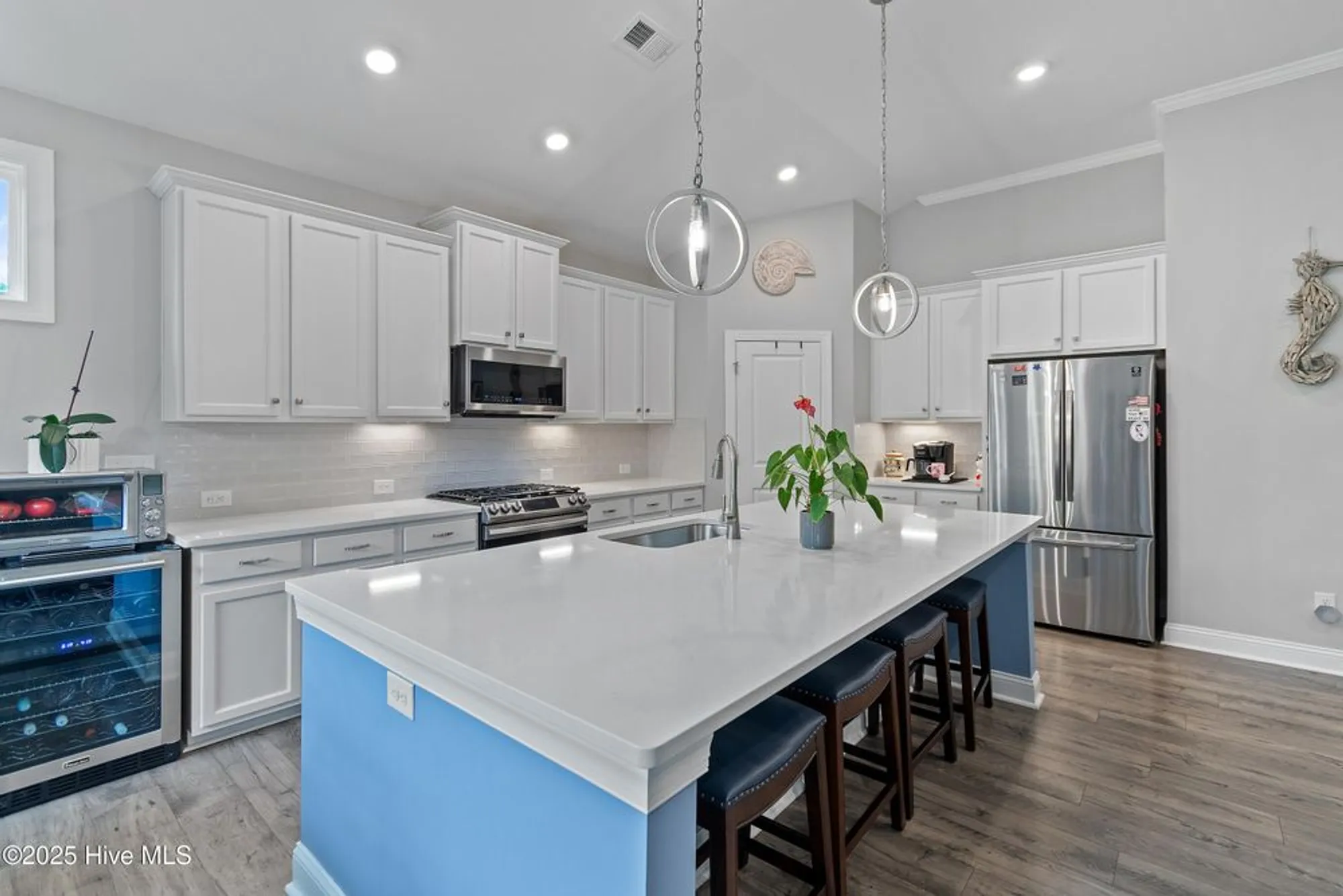 Property Slideshow image 12 of 57 | 3054 beachcomber dr, Southport, NC, 28461