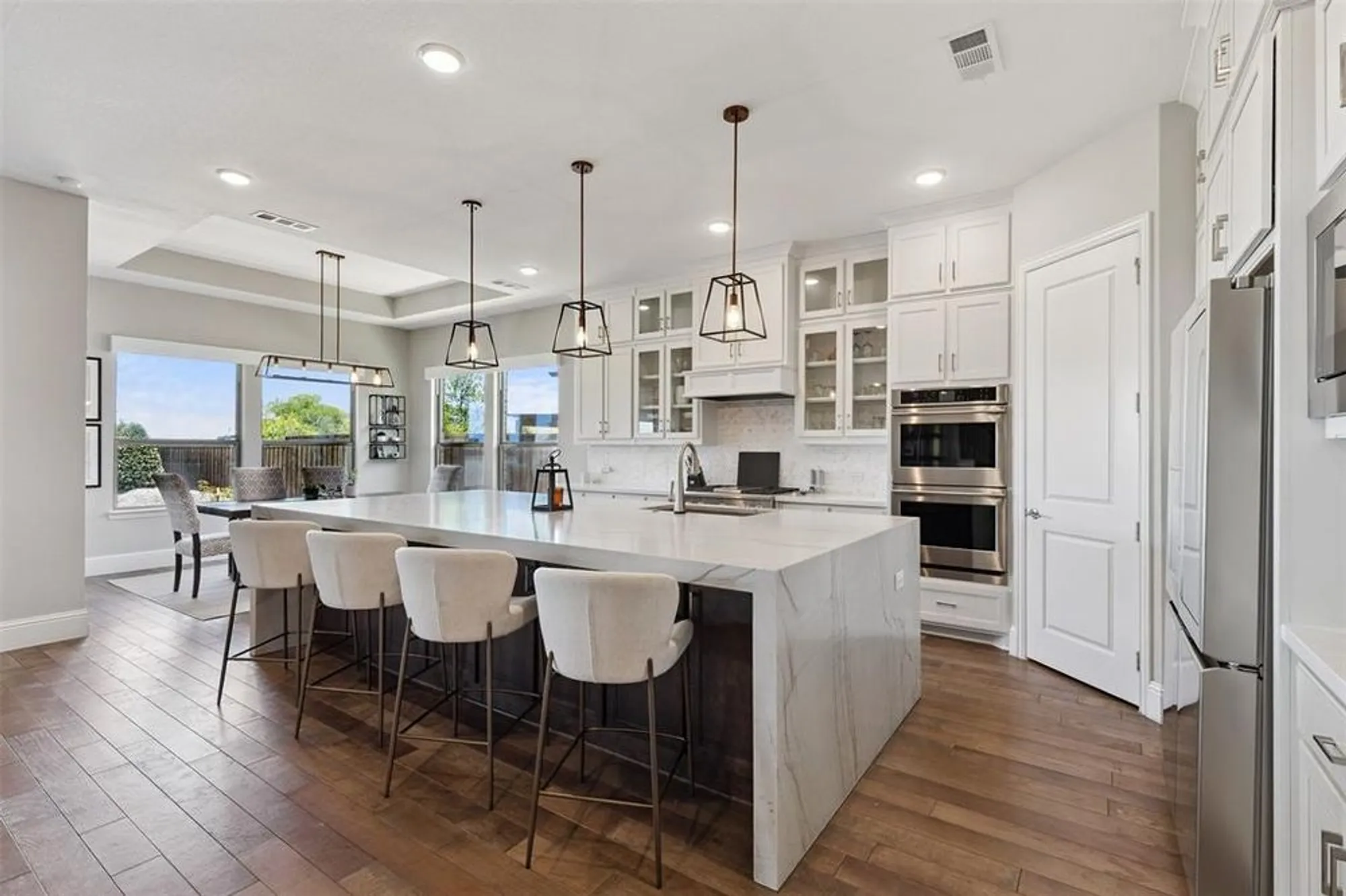 Property Slideshow image 14 of 40 | 7740 castlebridge, The Colony, TX, 75056