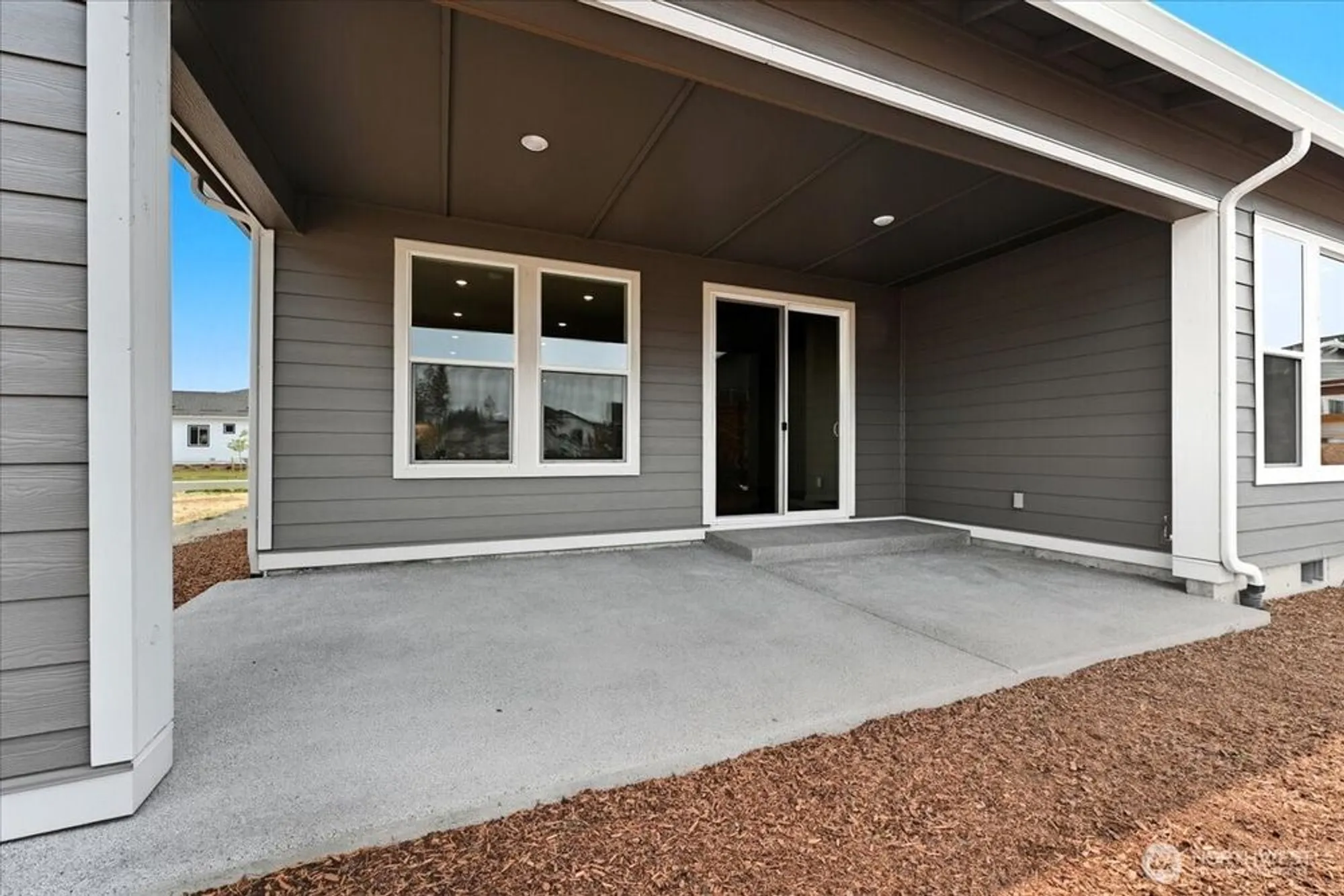 Property Slideshow image 26 of 26 | 14810 207th ave e unit e, Bonney Lake, WA, 98391
