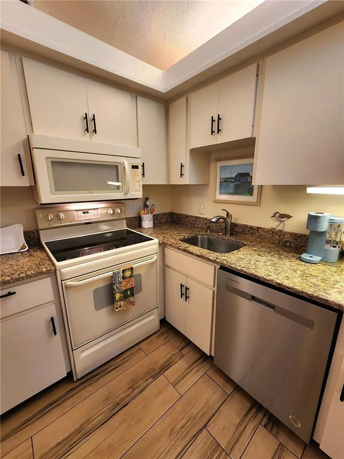 Property Slideshow image 17 of 40 | 4632 red maple rd 1204, Bradenton, FL, 34210