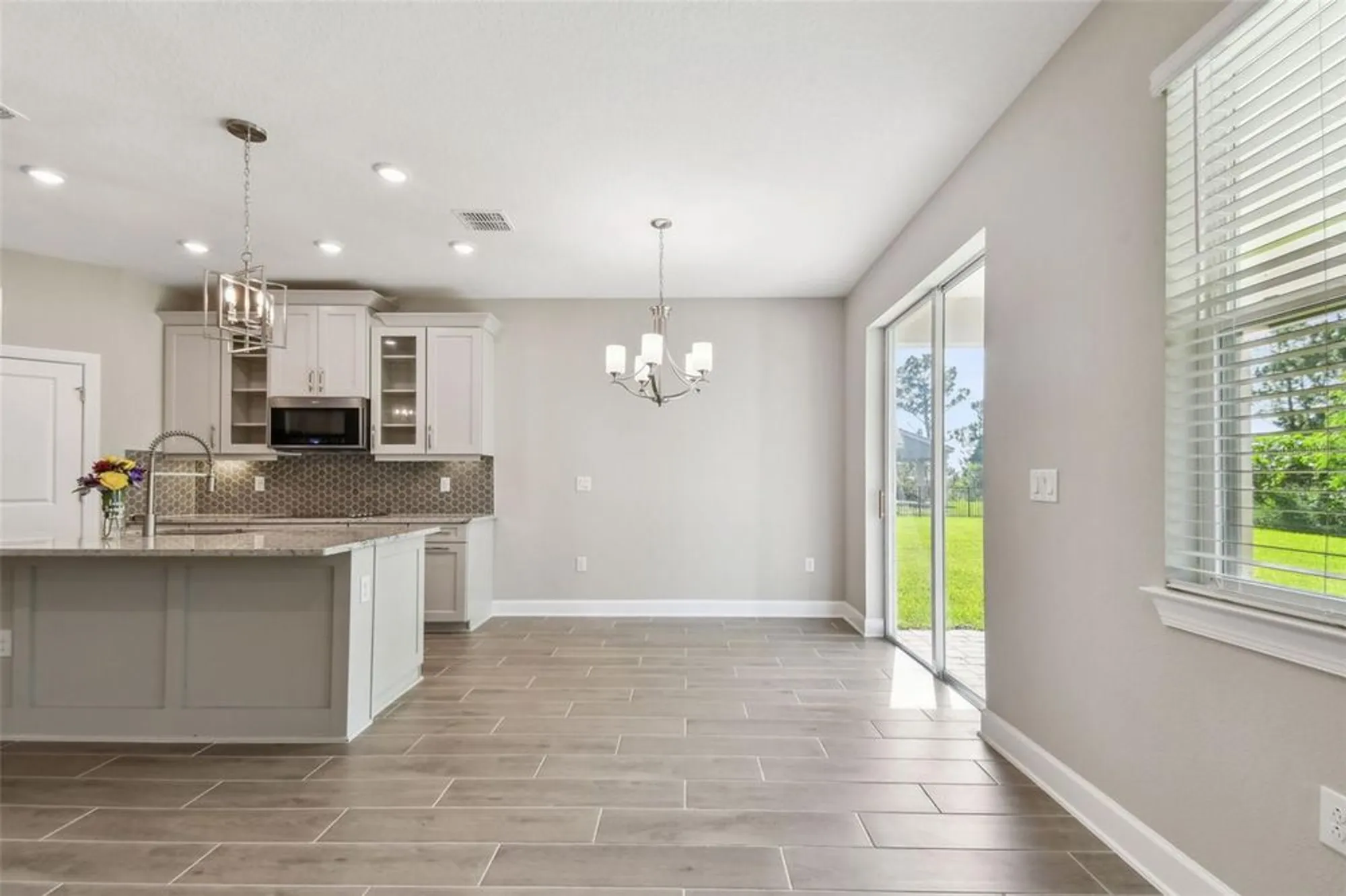 Property Slideshow image 15 of 62 | 620 nasturtium ct, Nokomis, FL, 34275