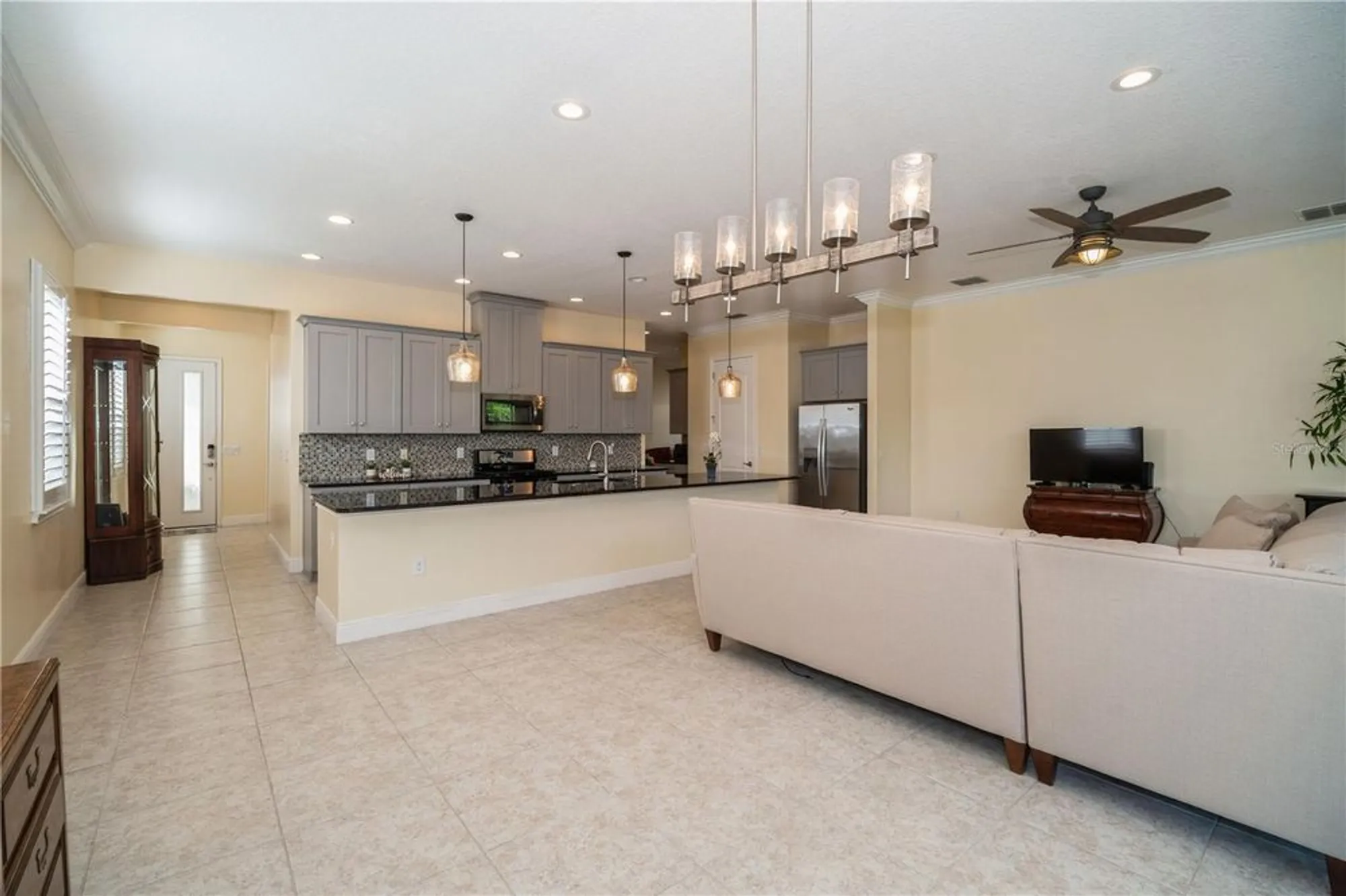 Property Slideshow image 8 of 36 | 4909 w fountainwood dr, Saint Cloud, FL, 34772