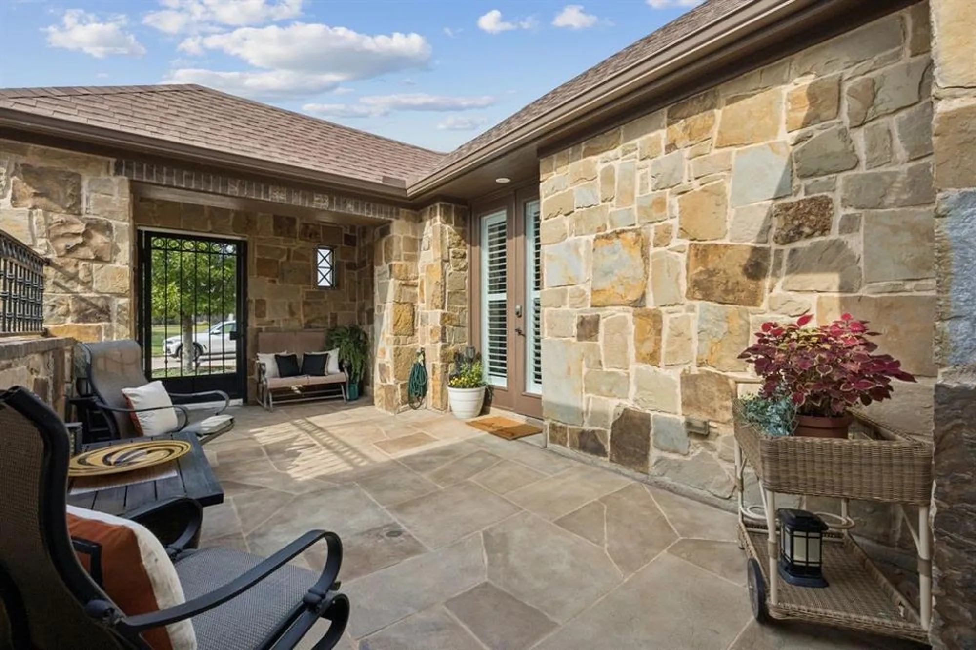 Property Slideshow image 3 of 38 | 12225 grosbeak dr, Denton, TX, 76207