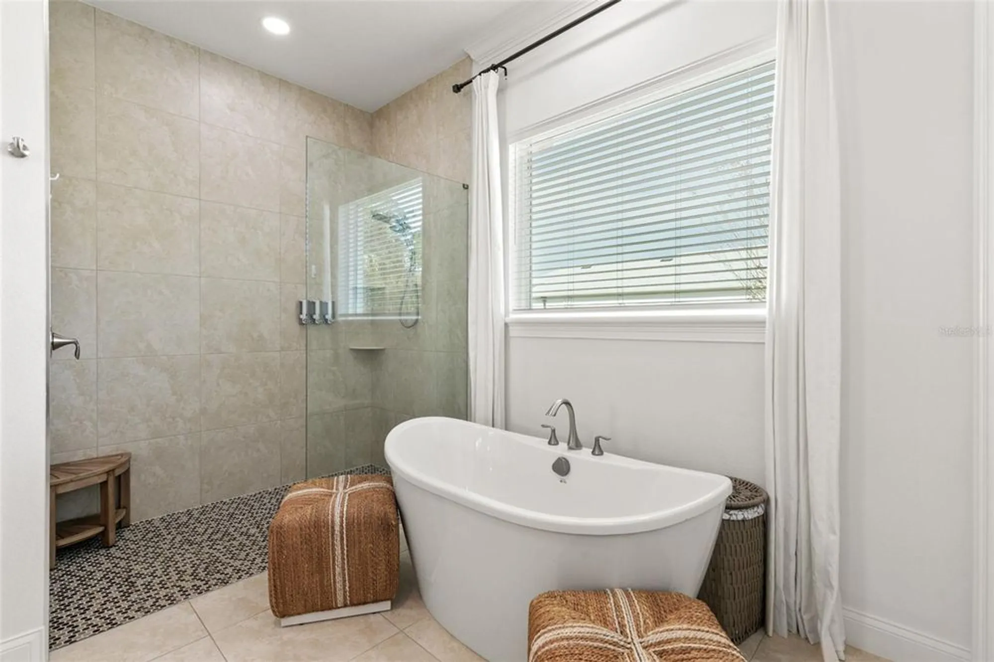 Property Slideshow image 30 of 62 | 215 willow oak way, Palm Coast, FL, 32137