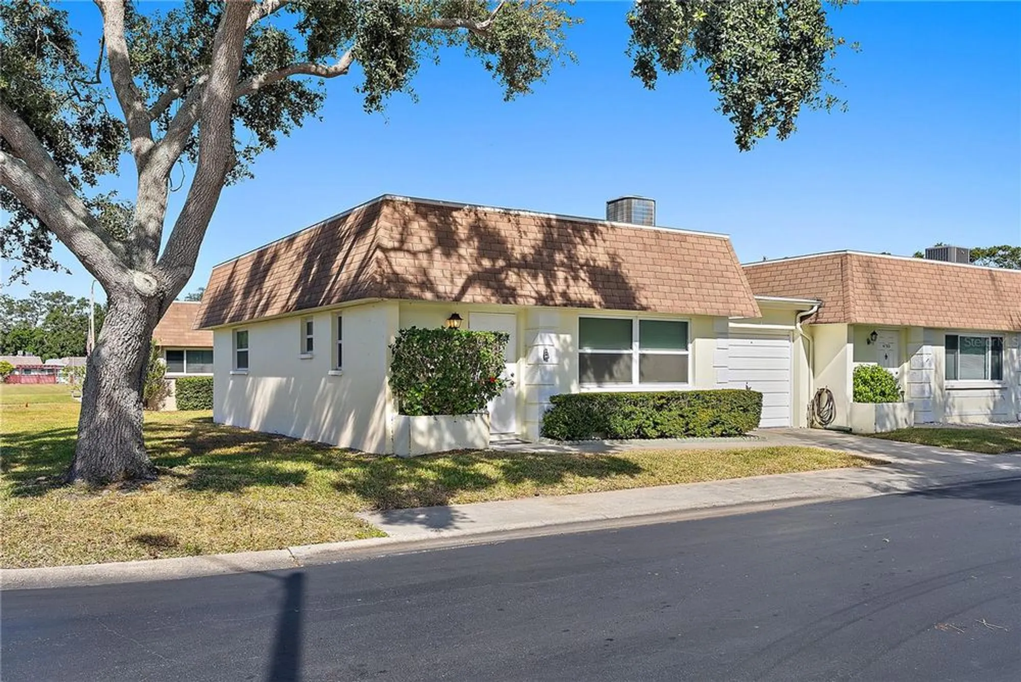 Property Slideshow image 17 of 27 | 6795 armand pl n # 4, Pinellas Park, FL, 33781