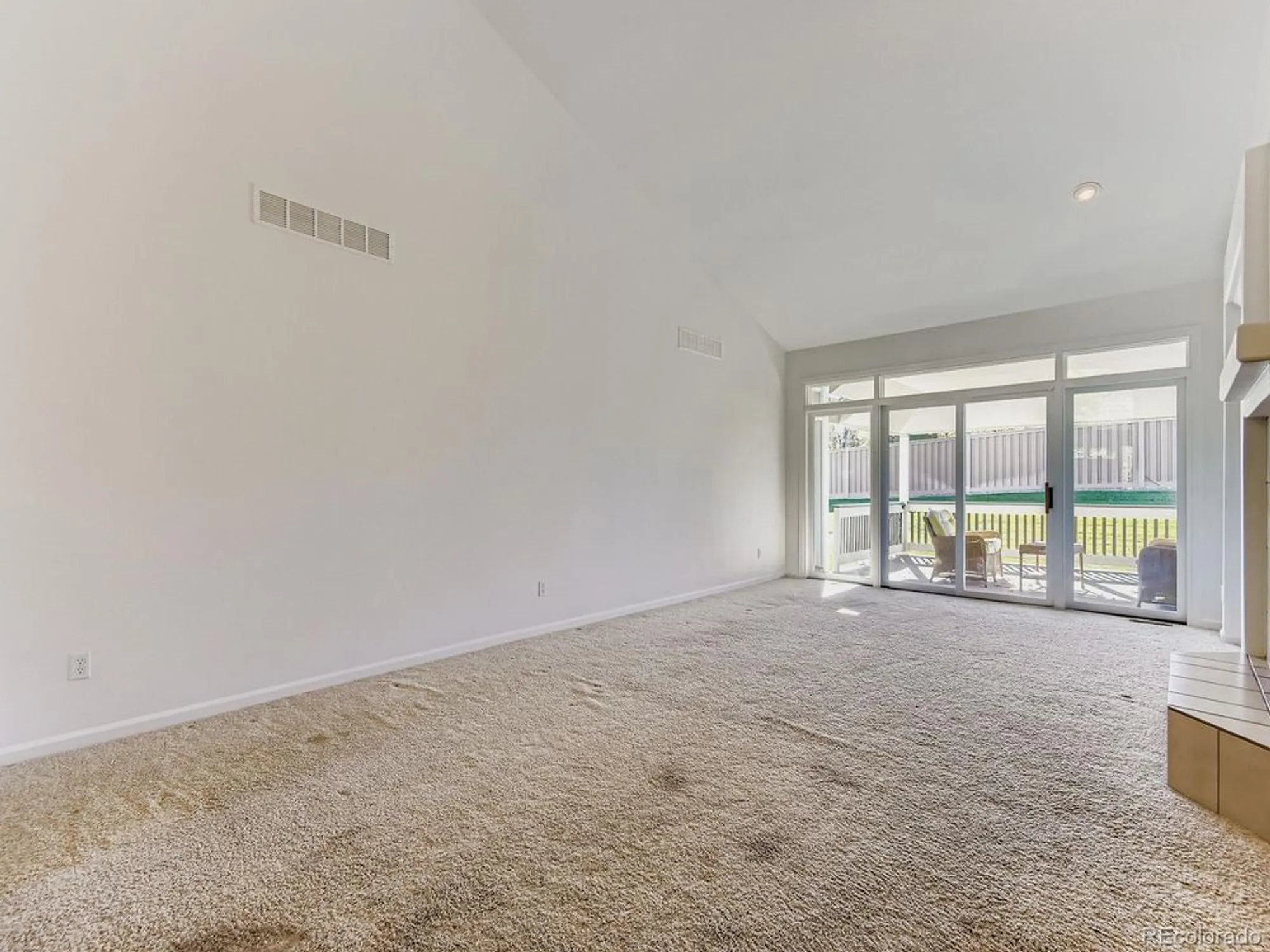 Property Slideshow image 4 of 24 | 5418 shetland ct, Highlands Ranch, CO, 80130