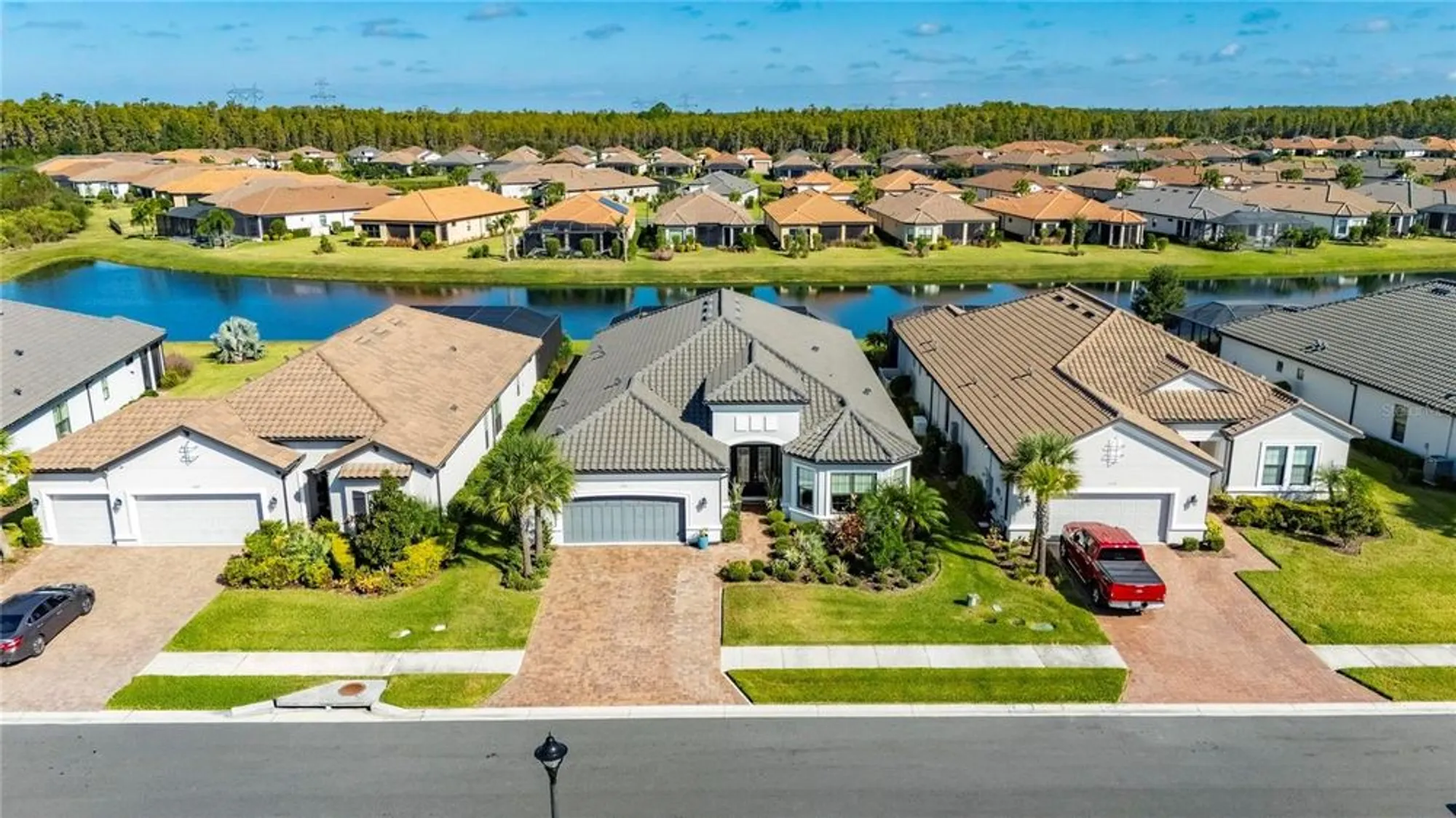 Property Slideshow image 88 of 99 | 11121 egeria dr, Odessa, FL, 33556