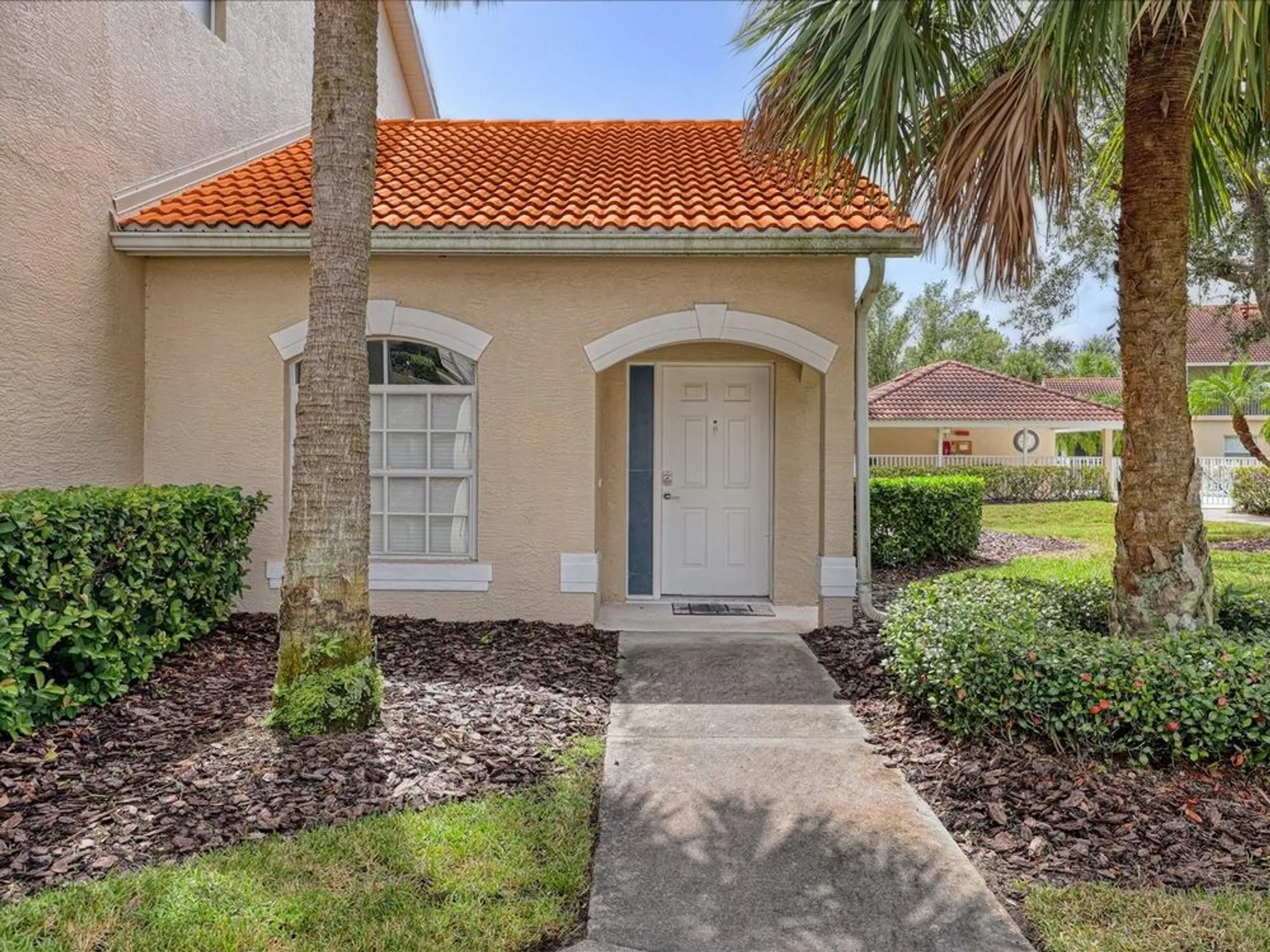 Property Slideshow image 4 of 53 | 7273 cedar hollow cir # 102, Bradenton, FL, 34203