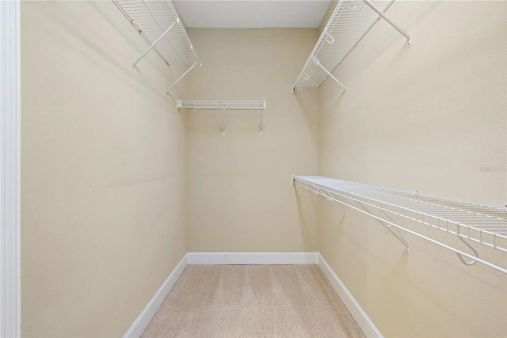 Property Slideshow image 40 of 57 | 802 chipper dr, Sun City Center, FL, 33573