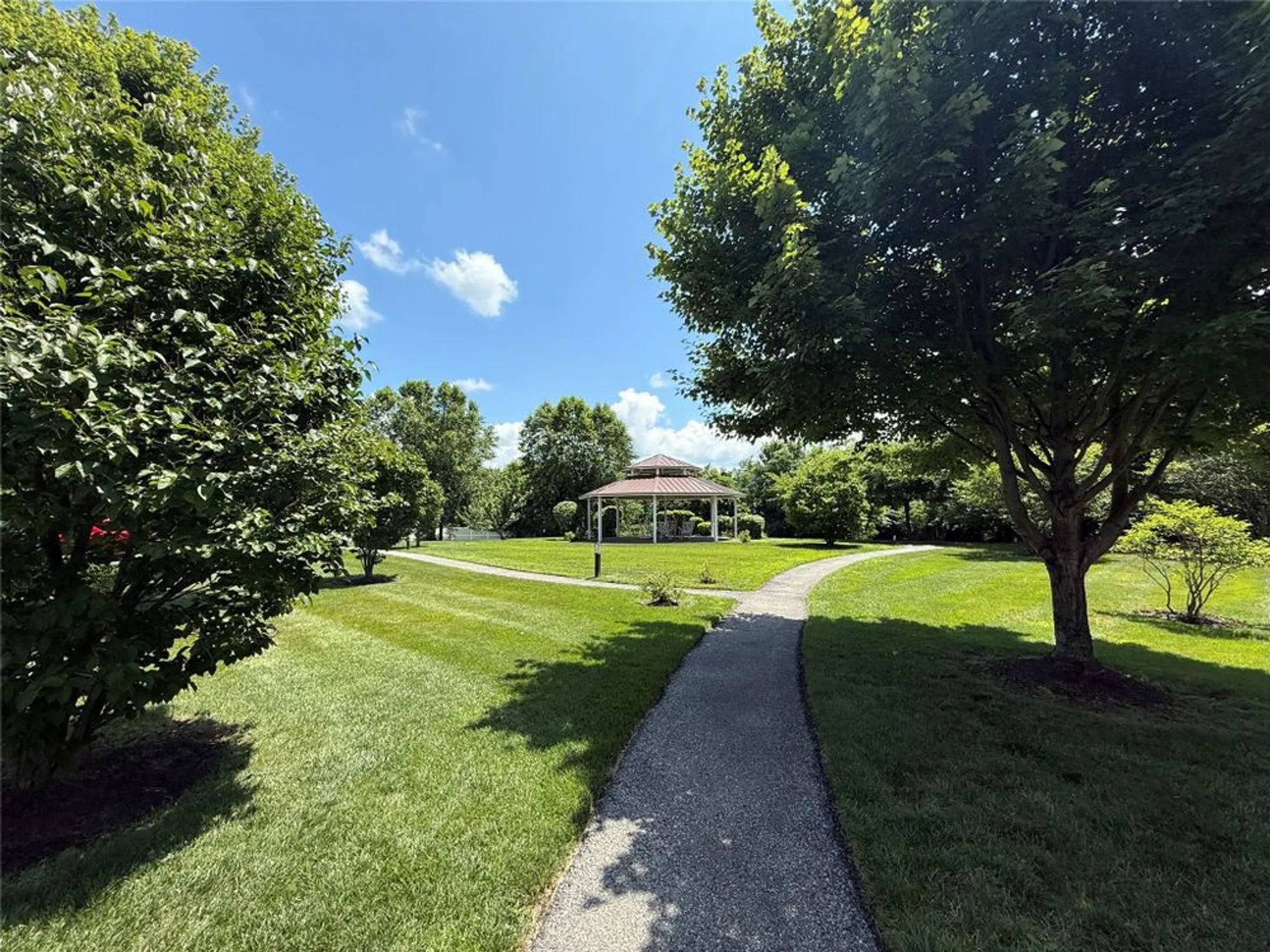 Property Slideshow image 39 of 43 | 326 regency dr, Fishkill, NY, 12524