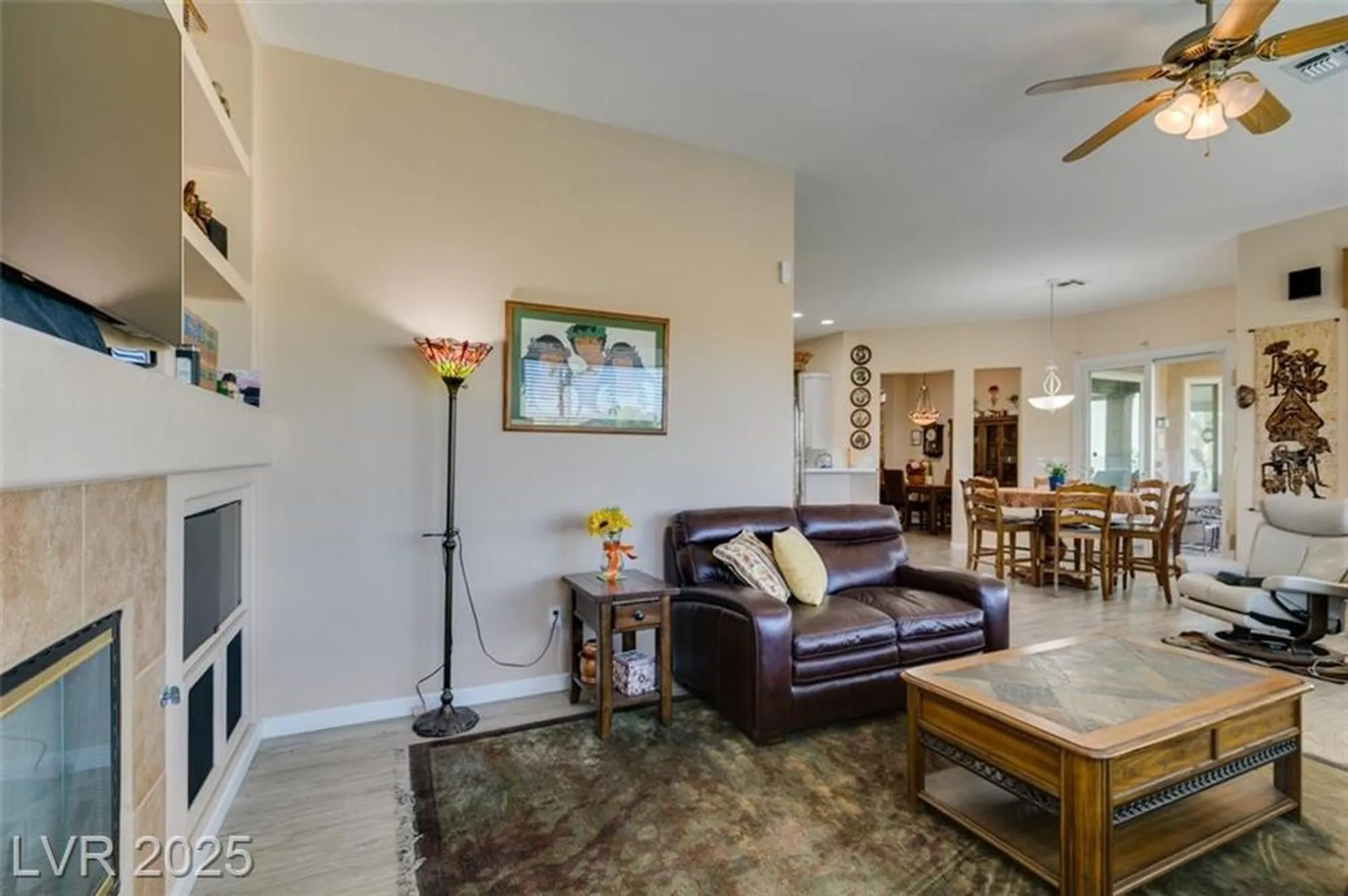 Property Slideshow image 7 of 32 | 2022 high mesa dr, Henderson, NV, 89012