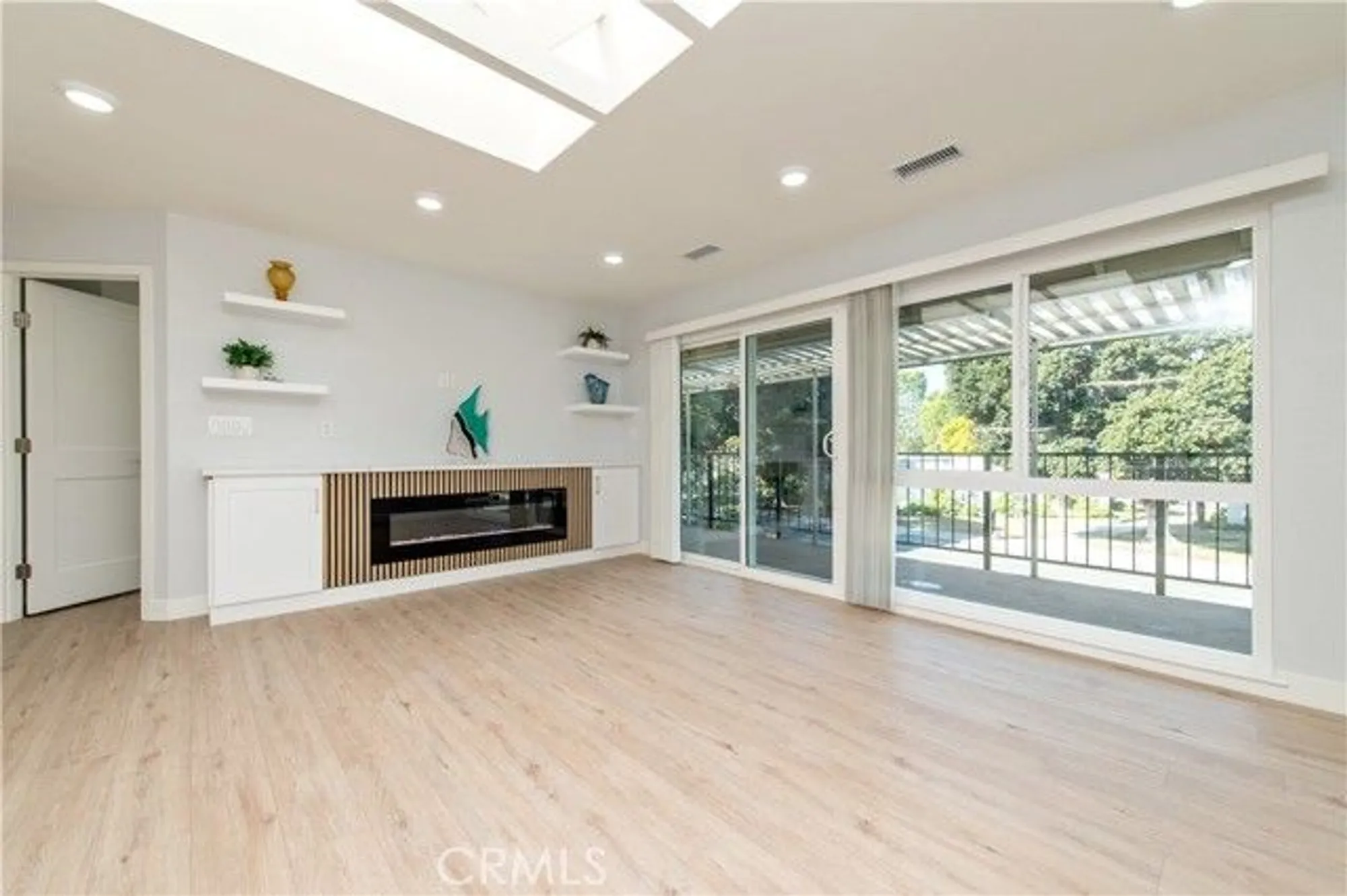 Property Slideshow image 9 of 26 | 2112 via puerta n, Laguna Woods, CA, 92637
