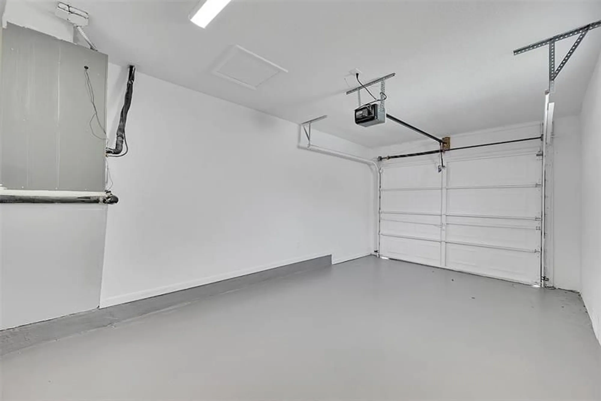 Property Slideshow image 32 of 35 | 6925 nw 11th st, Margate, FL, 33063