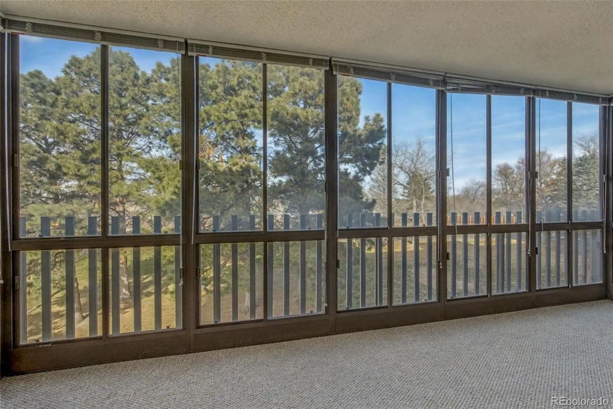 Property Slideshow image 5 of 50 | 14390 e marina dr 302, Aurora, CO, 80014