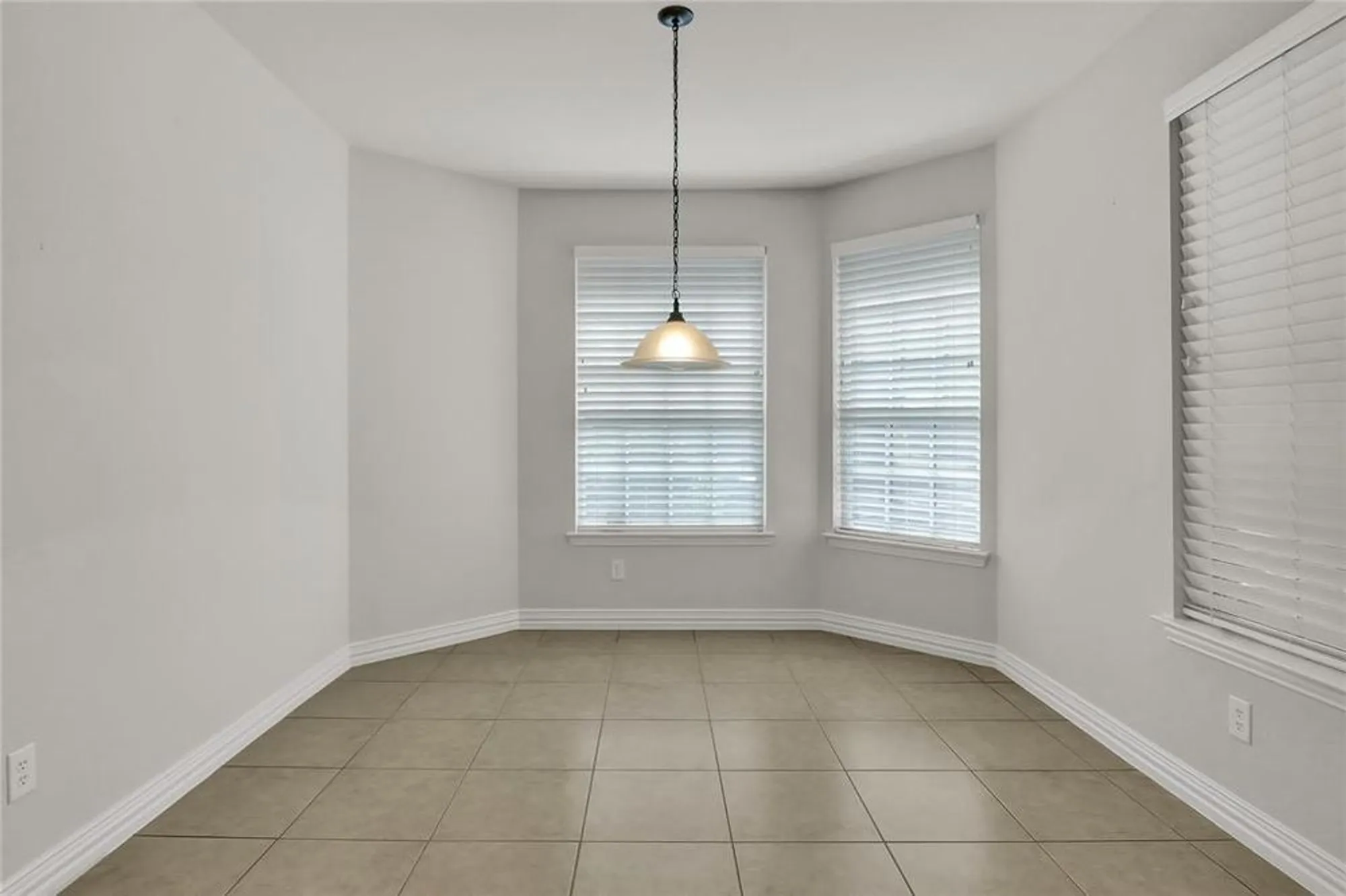 Property Slideshow image 17 of 27 | 862 carrington greens dr, Frisco, TX, 75036