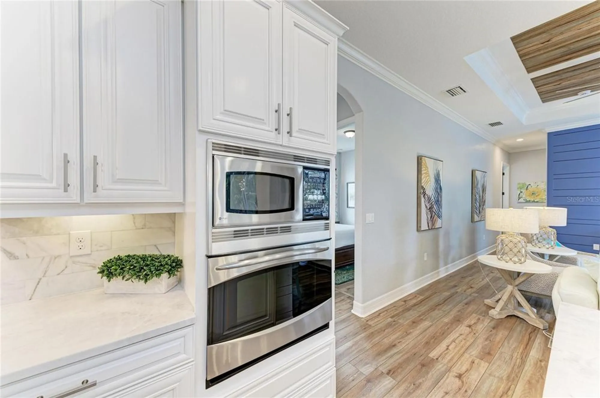 Property Slideshow image 23 of 93 | 8201 heritage grand pl, Bradenton, FL, 34212