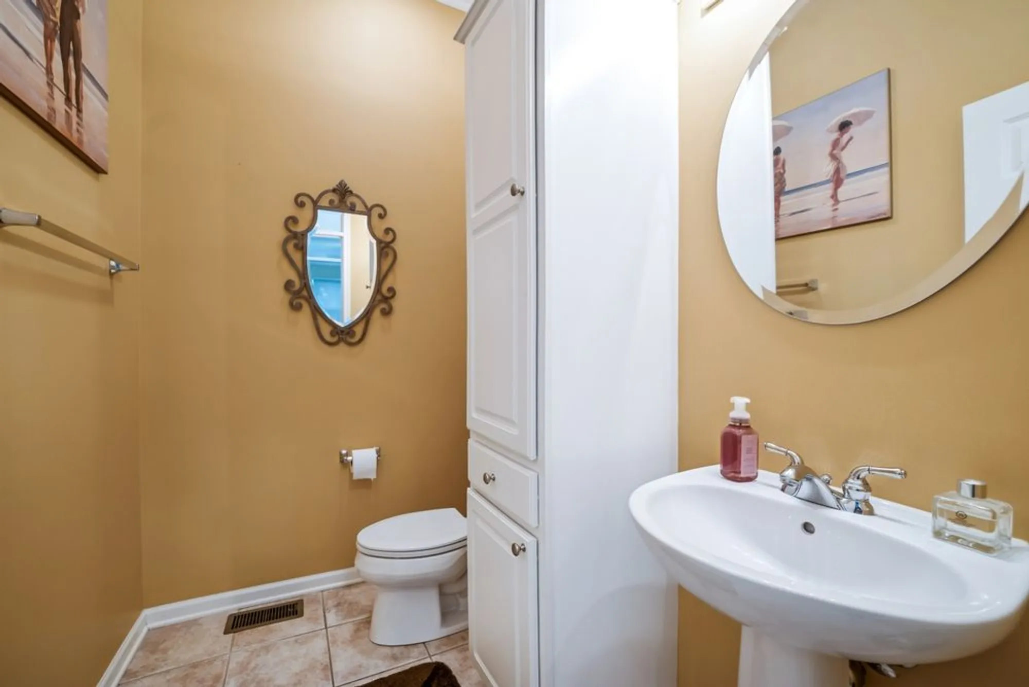 Property Slideshow image 14 of 21 | 12663 cold springs dr, Huntley, IL, 60142