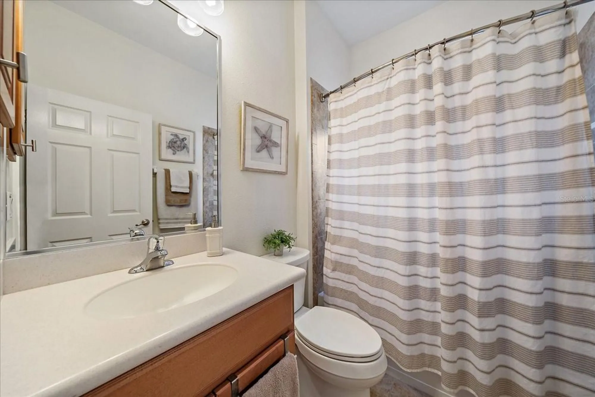 Property Slideshow image 30 of 46 | 131 river enclave ct, Bradenton, FL, 34212