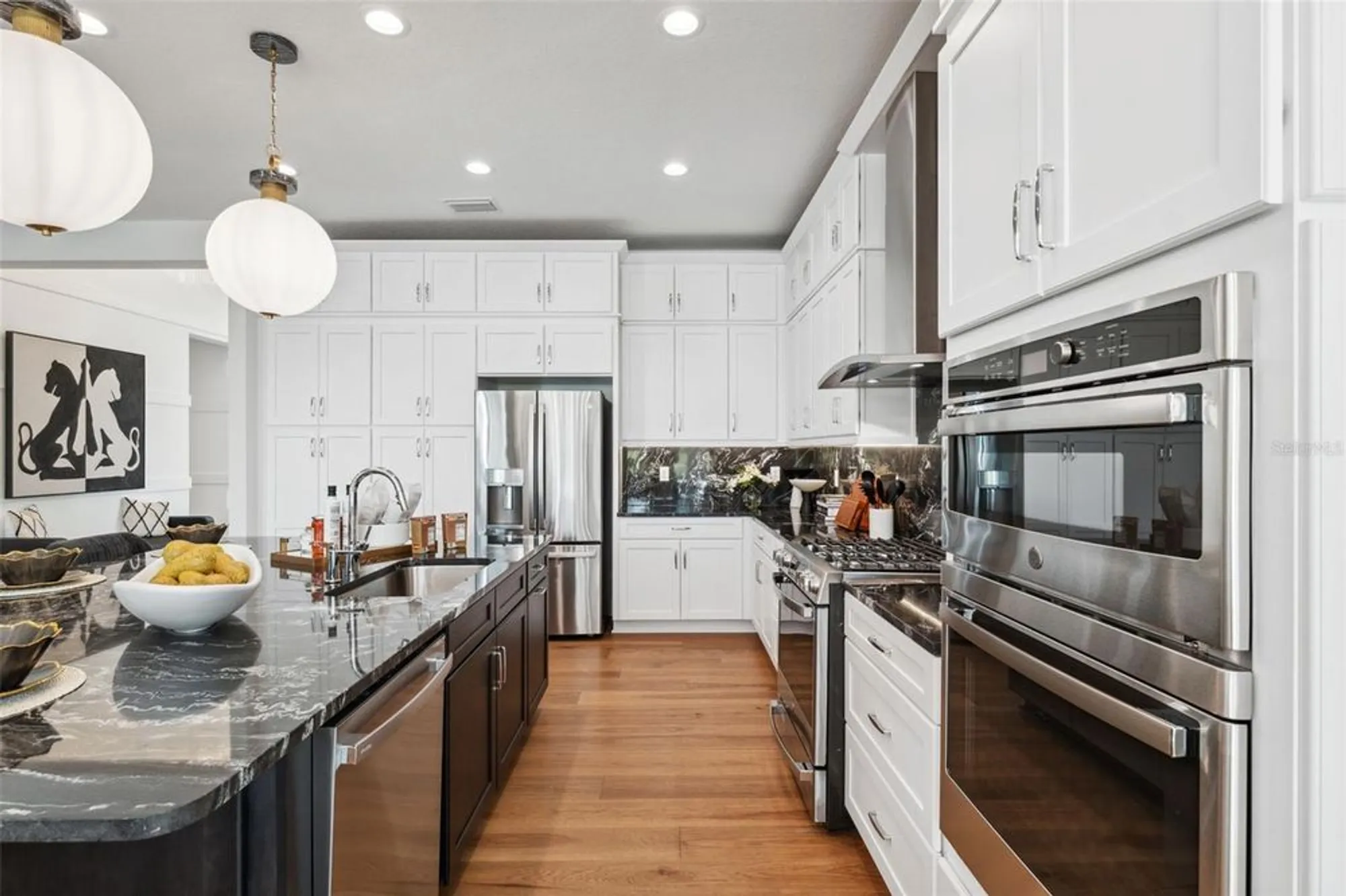 Property Slideshow image 9 of 41 | 3915 corsica pl, Wesley Chapel, FL, 33543