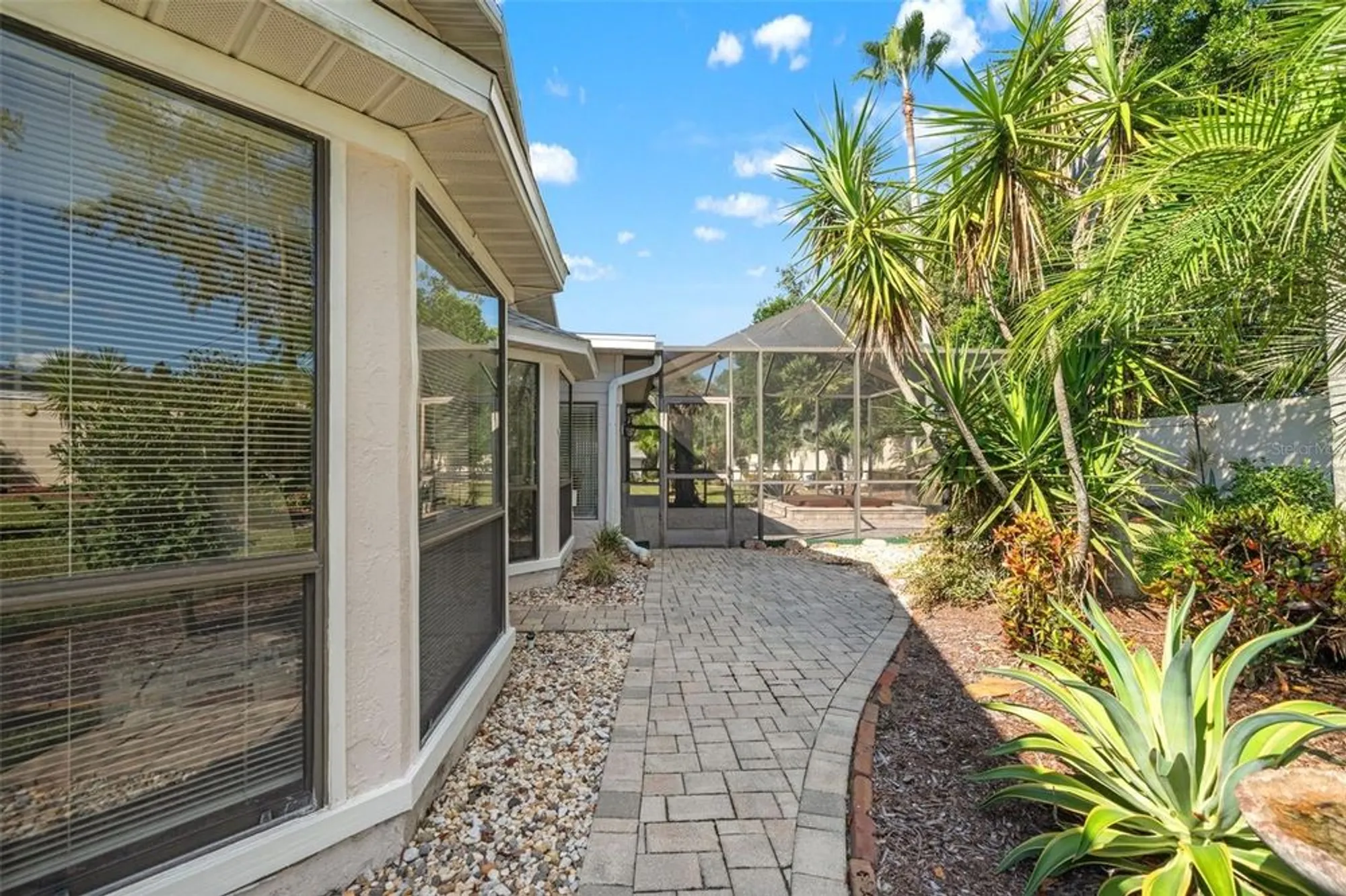 Property Slideshow image 58 of 77 | 2647 royal ridge dr, Spring Hill, FL, 34606