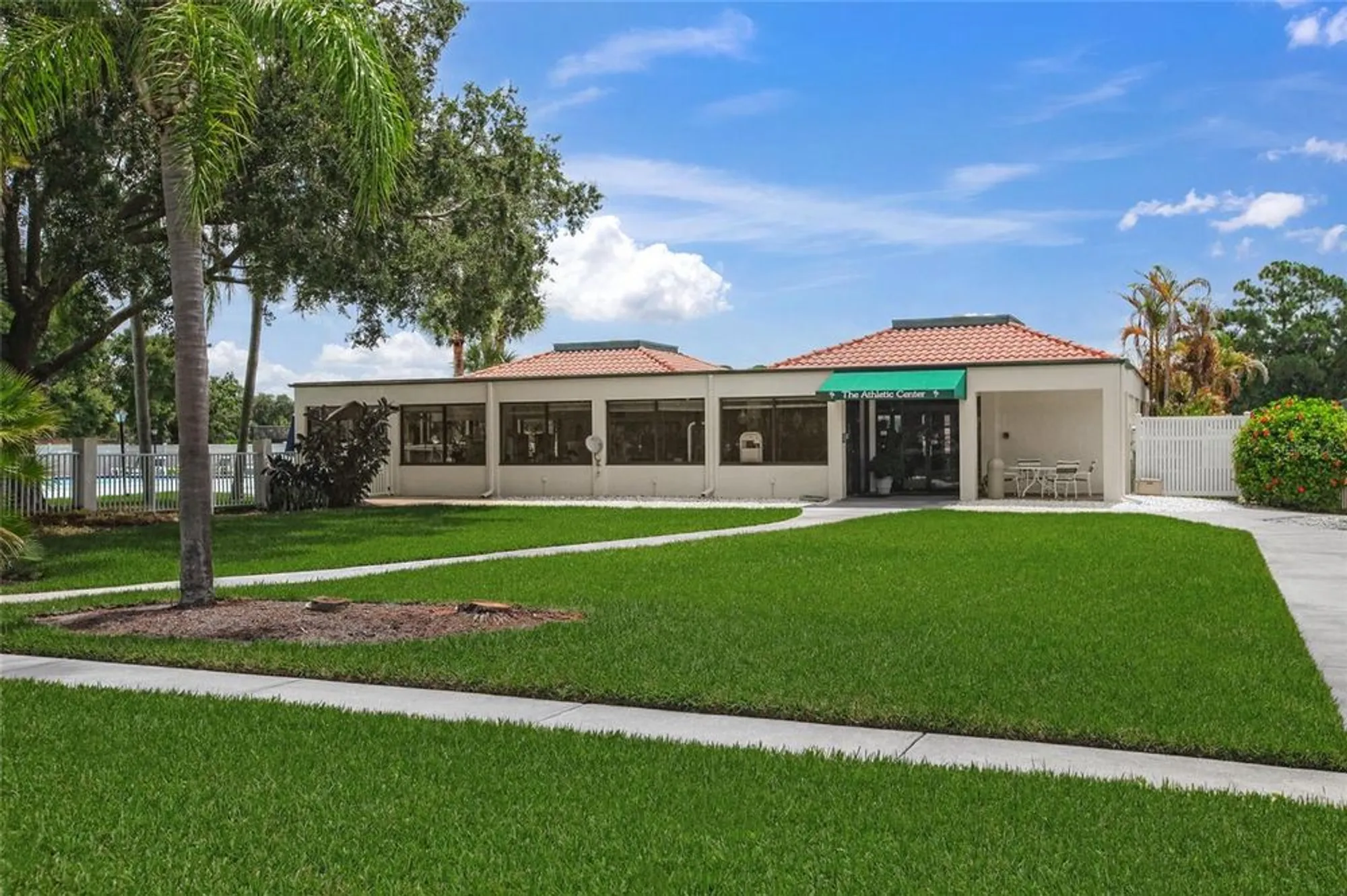 Property Slideshow image 54 of 60 | 6085 clubside dr, Sarasota, FL, 34243