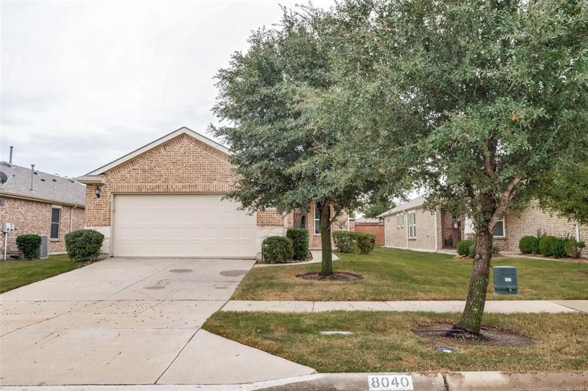 Property Slideshow image 2 of 25 | 8040 cool river dr, Frisco, TX, 75036