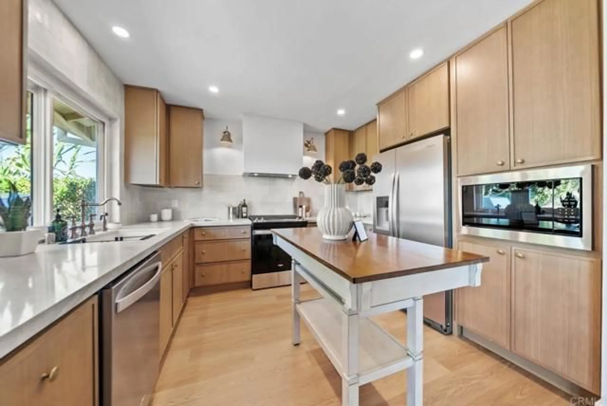 Property Slideshow image 7 of 30 | 17544 plaza otonal, San Diego, CA, 92128