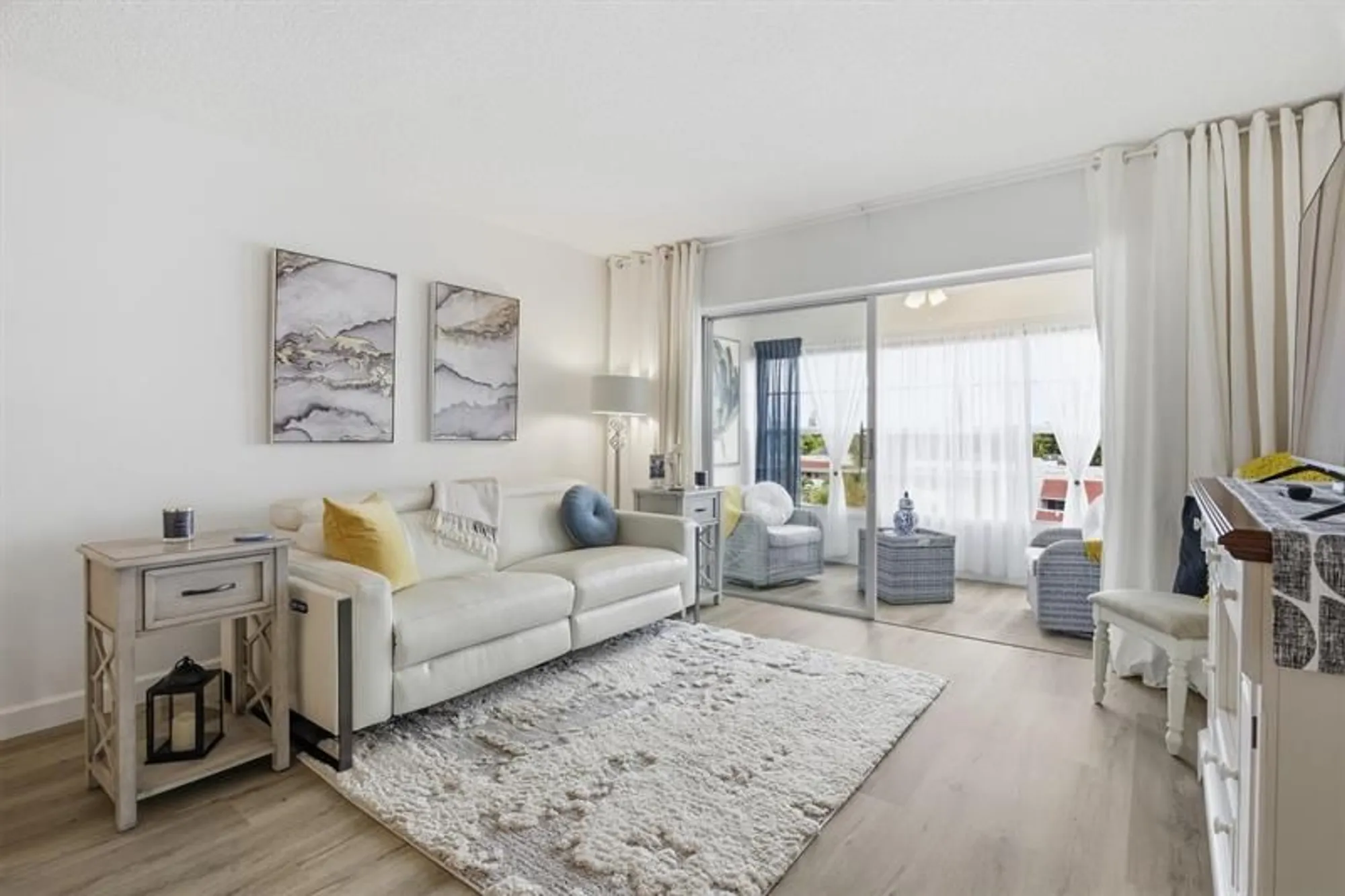 Property Slideshow image 4 of 44 | 2991 nw 46th ave 410, Lauderdale Lakes, FL, 33313